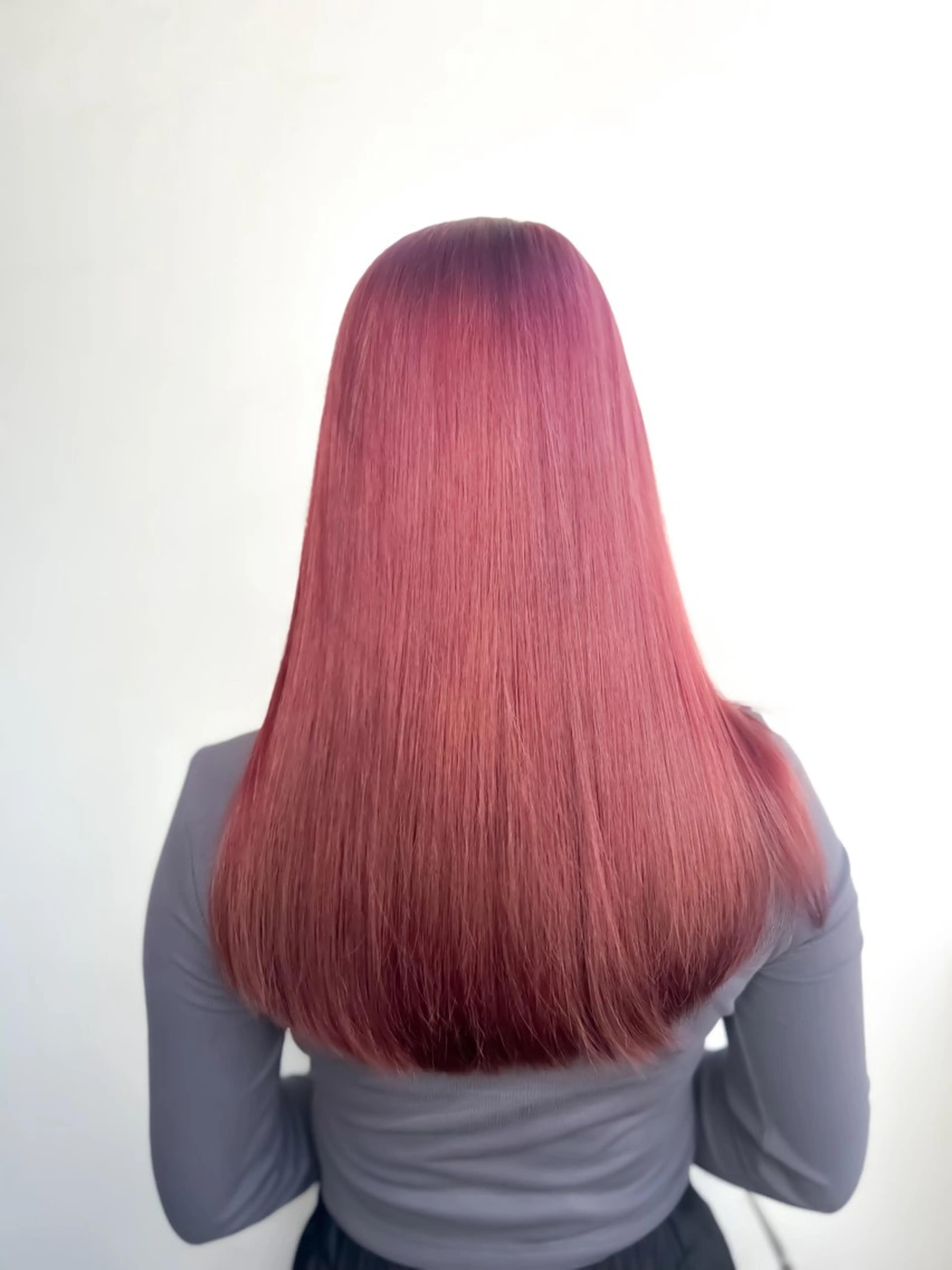 ロング カラー パーマ ヘアアレンジ メンズ メンズブリーチ ブリーチ ケアブリーチ ピンクカラー レッドカラー 🫧ハイトーン🫧 TOPstylistのヘアスタイル