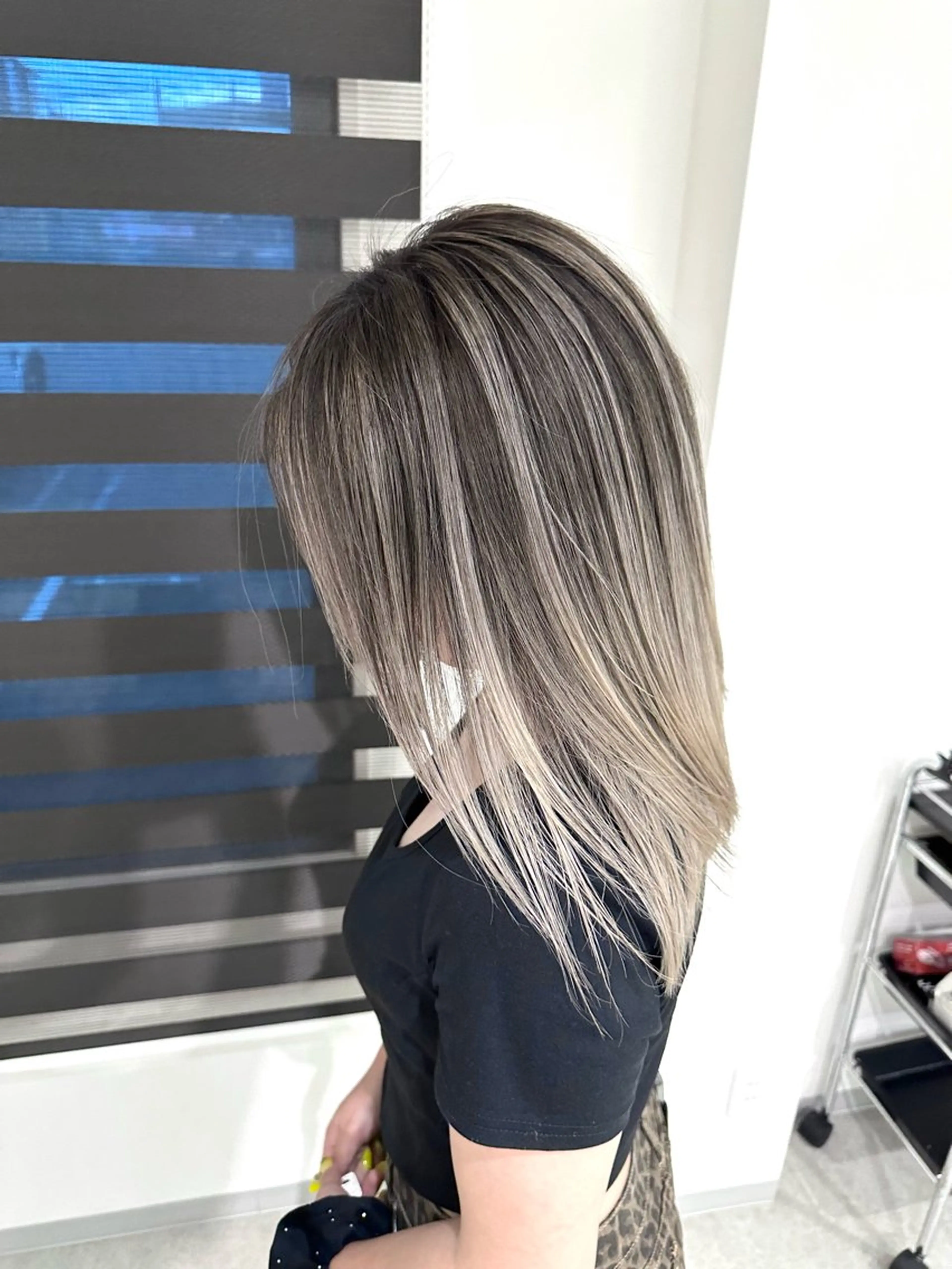 セミロング カラー ヘアカラー 加藤 佑二のヘアスタイル