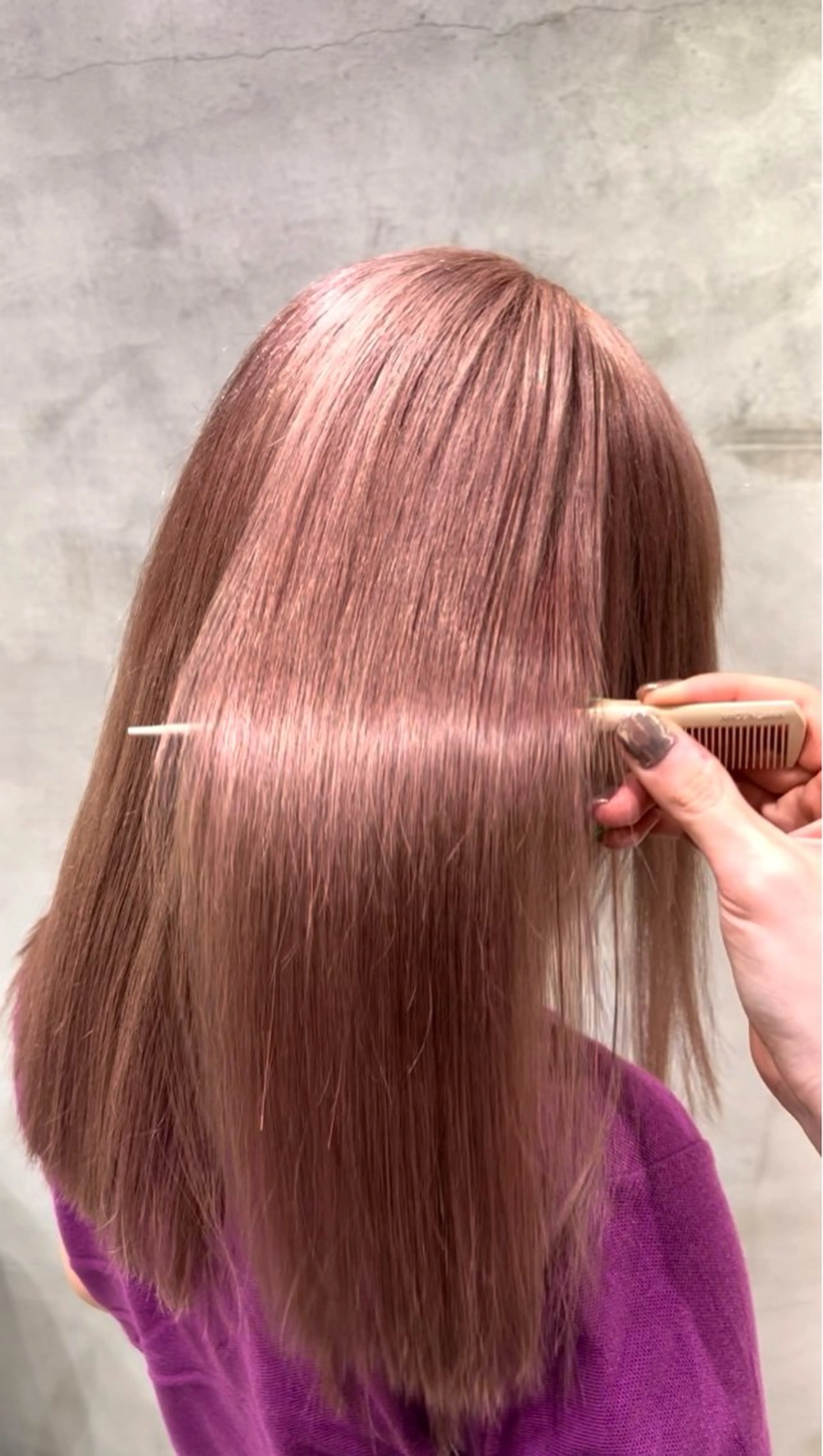 ロング カラー ブリーチ 宮嶋 蓮のヘアスタイル