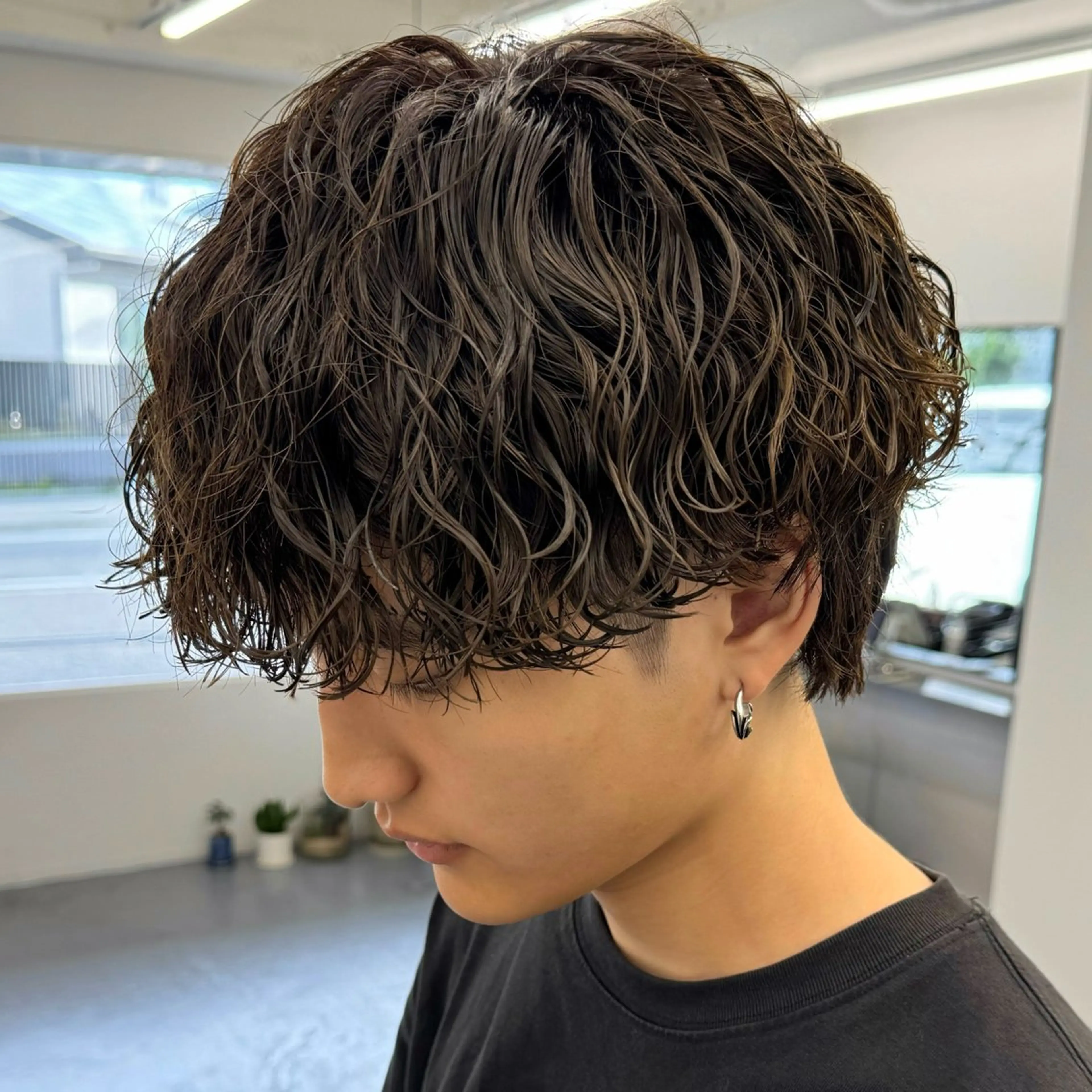 ショート パーマ メンズ カット パーマ トリートメント &c. hair studio所属・メンズパーマの人 KAZUのヘアスタイル