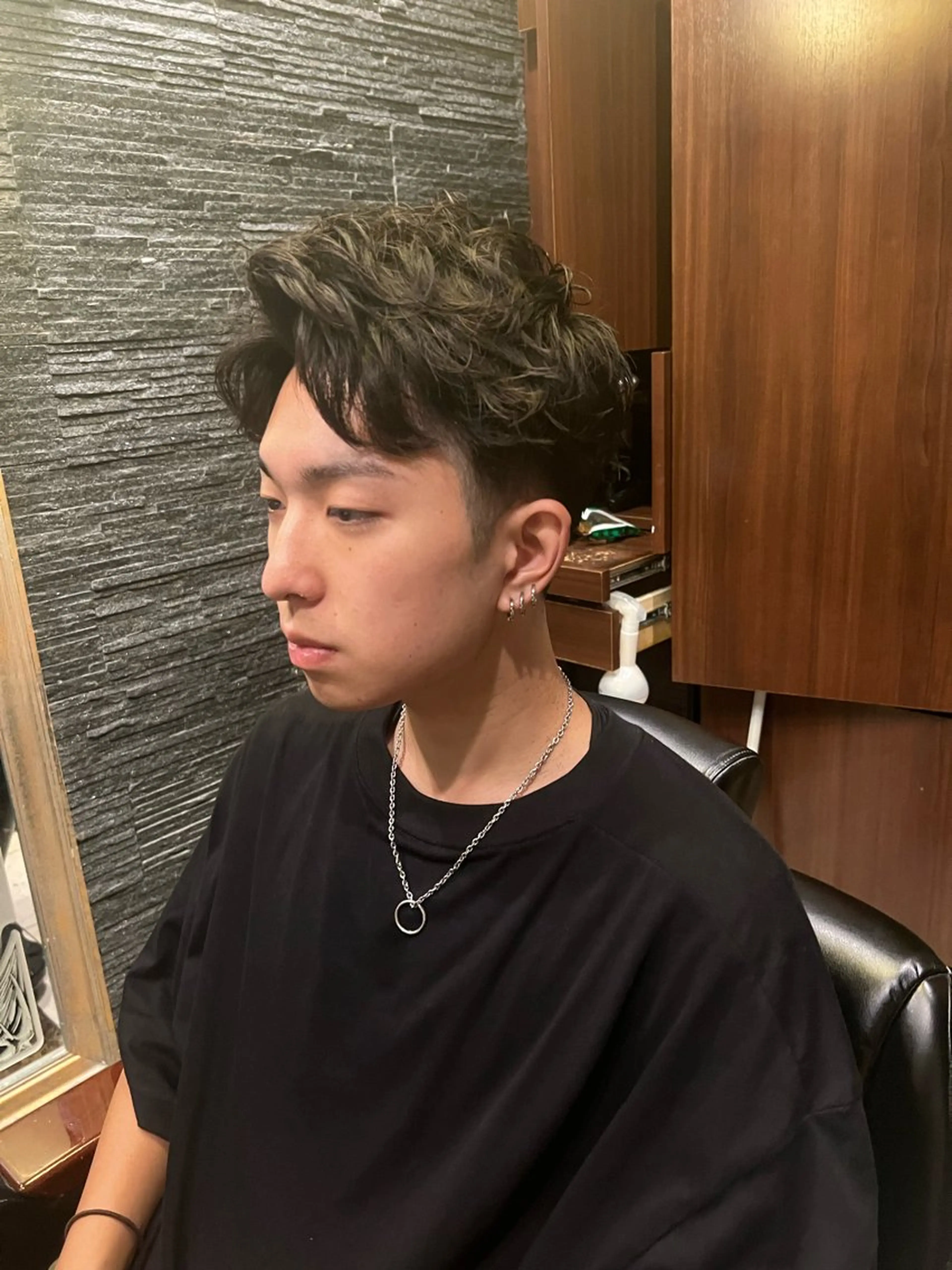 ミディアム メンズ マッシュ ヒロ銀座　barber shop新宿店所属・長野 風人のヘアスタイル
