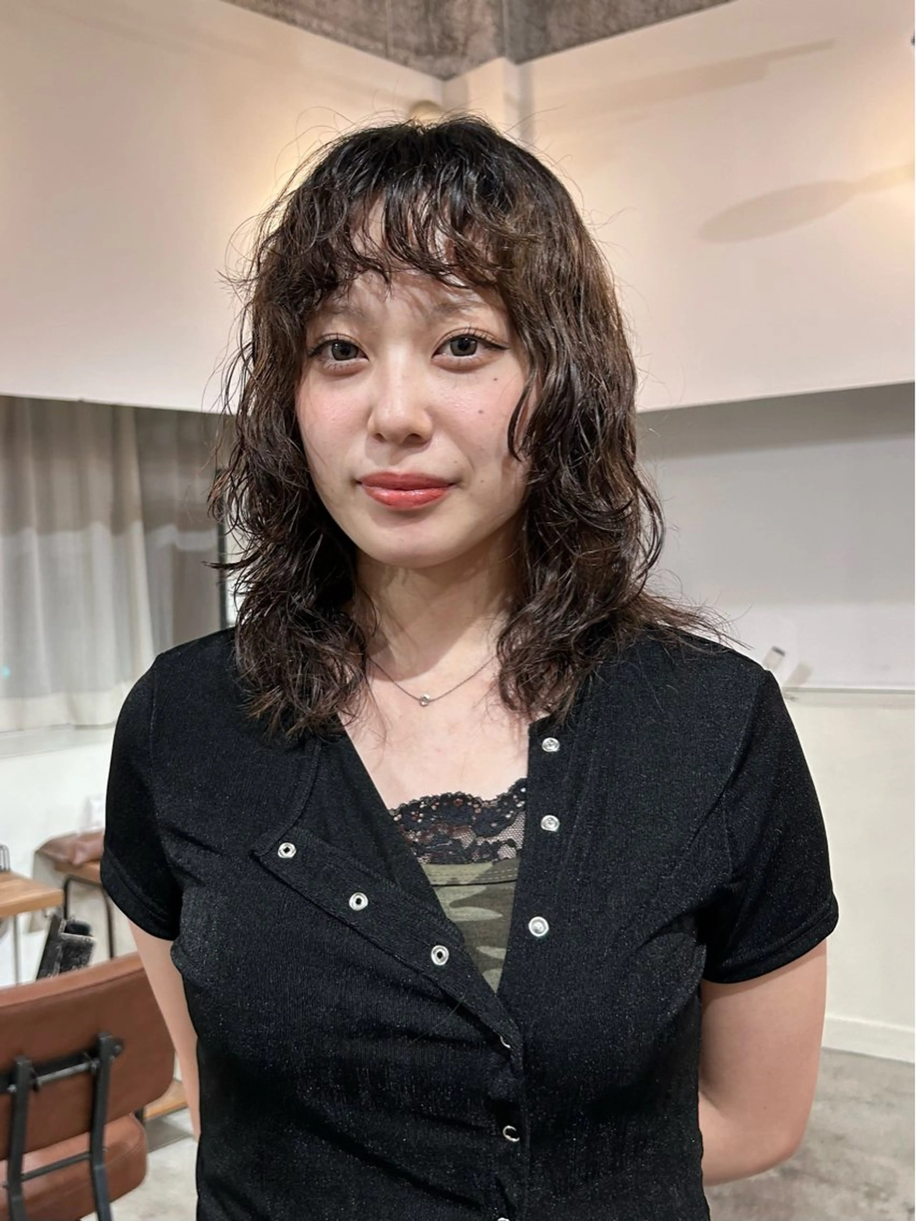 ミディアム ミディアムパーマ レイヤーカット ウルフカット カット パーマ Maruquee de mashu所属・みうら ありさのヘアスタイル