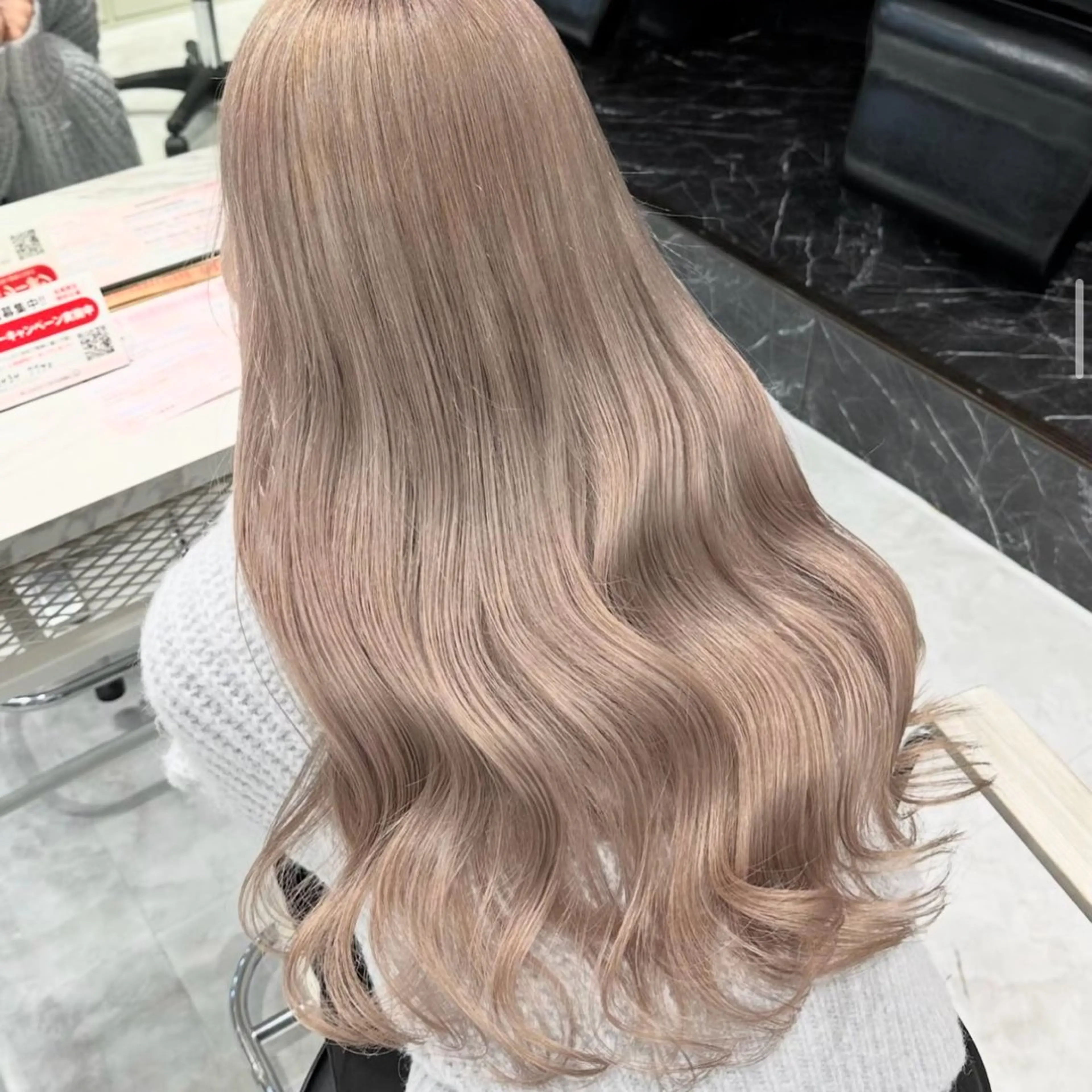 ☁️《ホワイトリタッチメニュー‎💫💫》 リタッチ➕ケアカラー➕超音波アイロン3STEPトリートメント🥣💭の写真