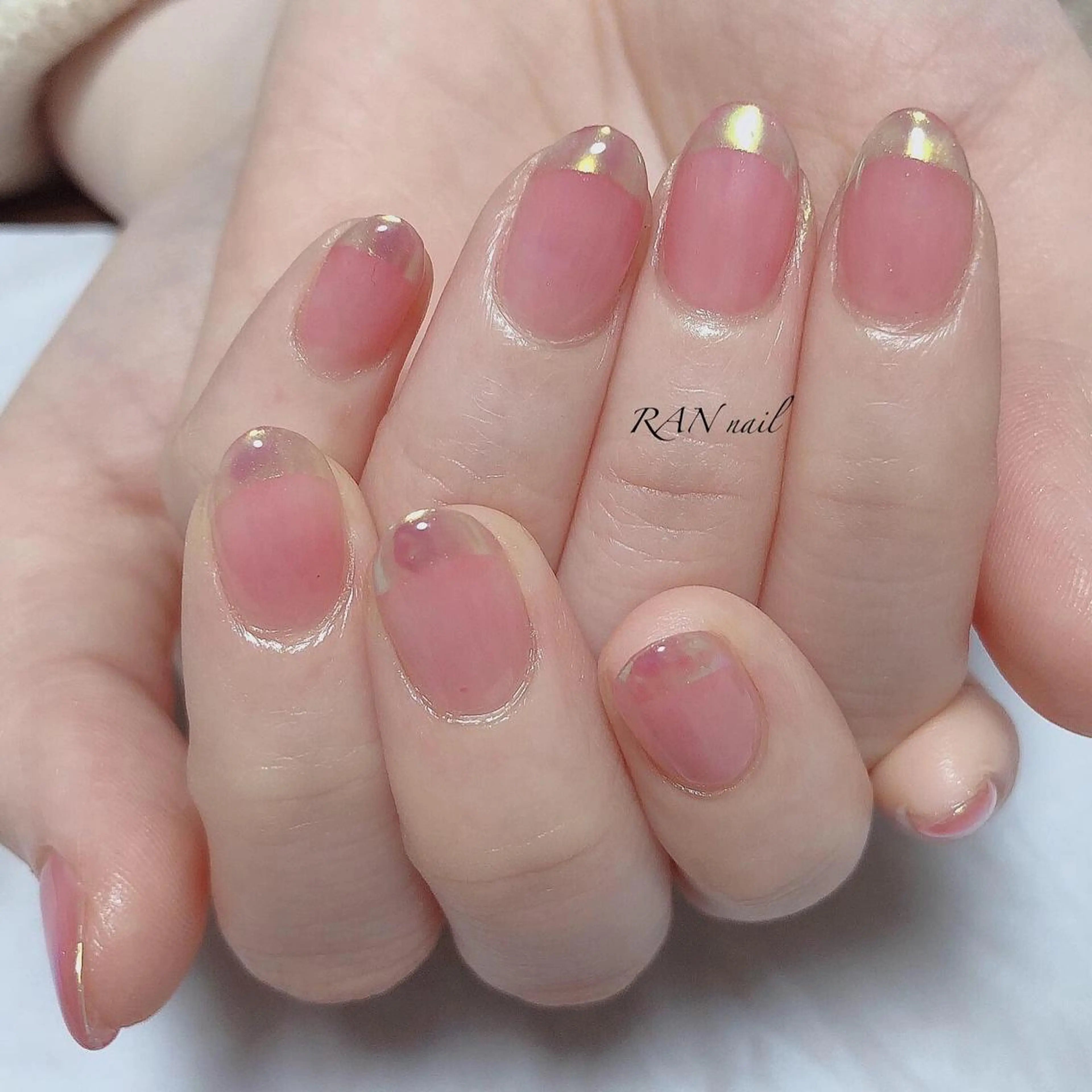 ネイル オーロラネイル フレンチネイル キラキラネイル オフィスネイル 夏ネイル ハンドネイル フットネイル RAN nail 〜ランネイル〜所属・RAN nailのネイルデザイン