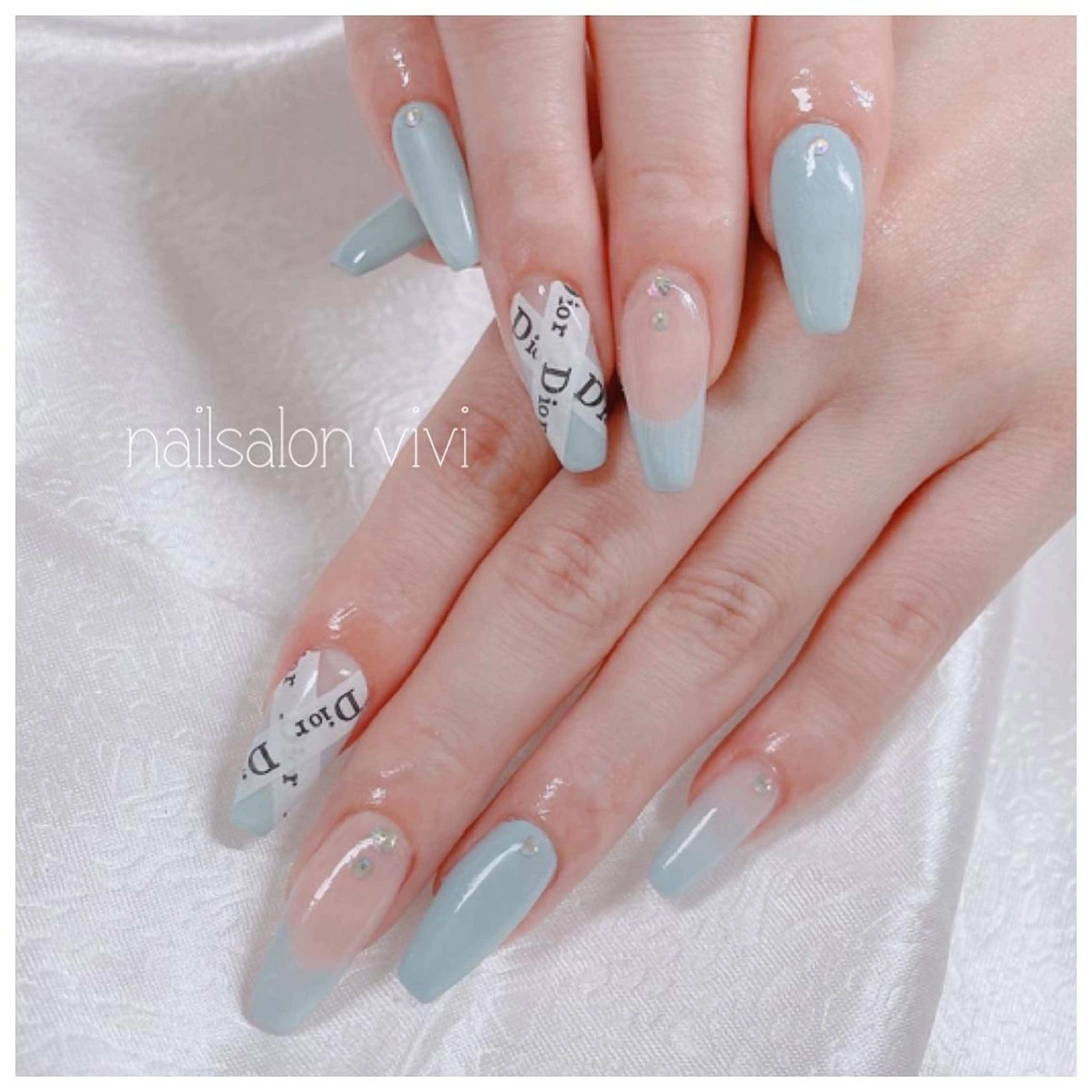 ネイル ＶＩＶＩ nailsalonのネイルデザイン