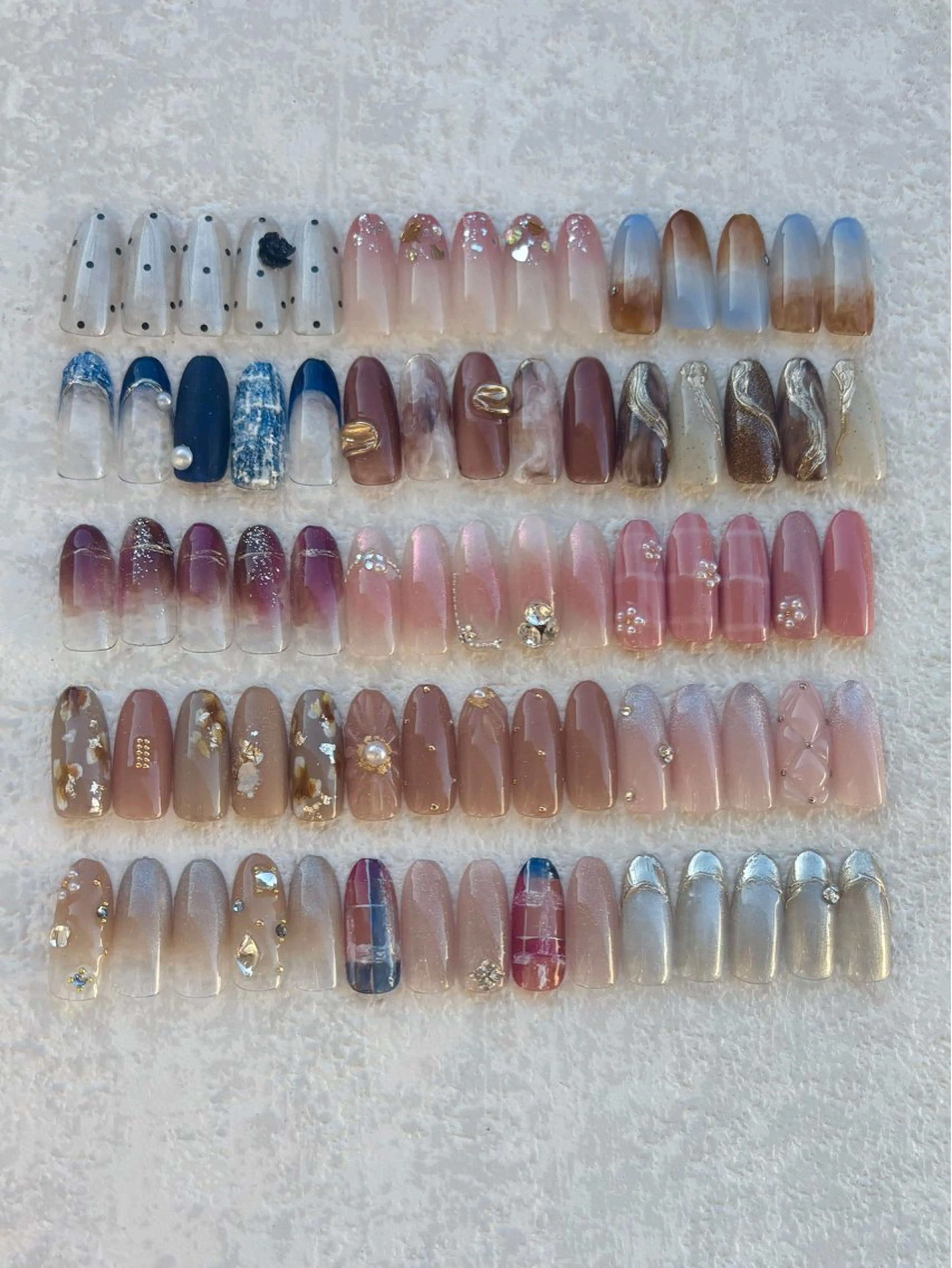 【ジェルオフ無料】11.12月ハンド💅🏻定額デザインBの写真