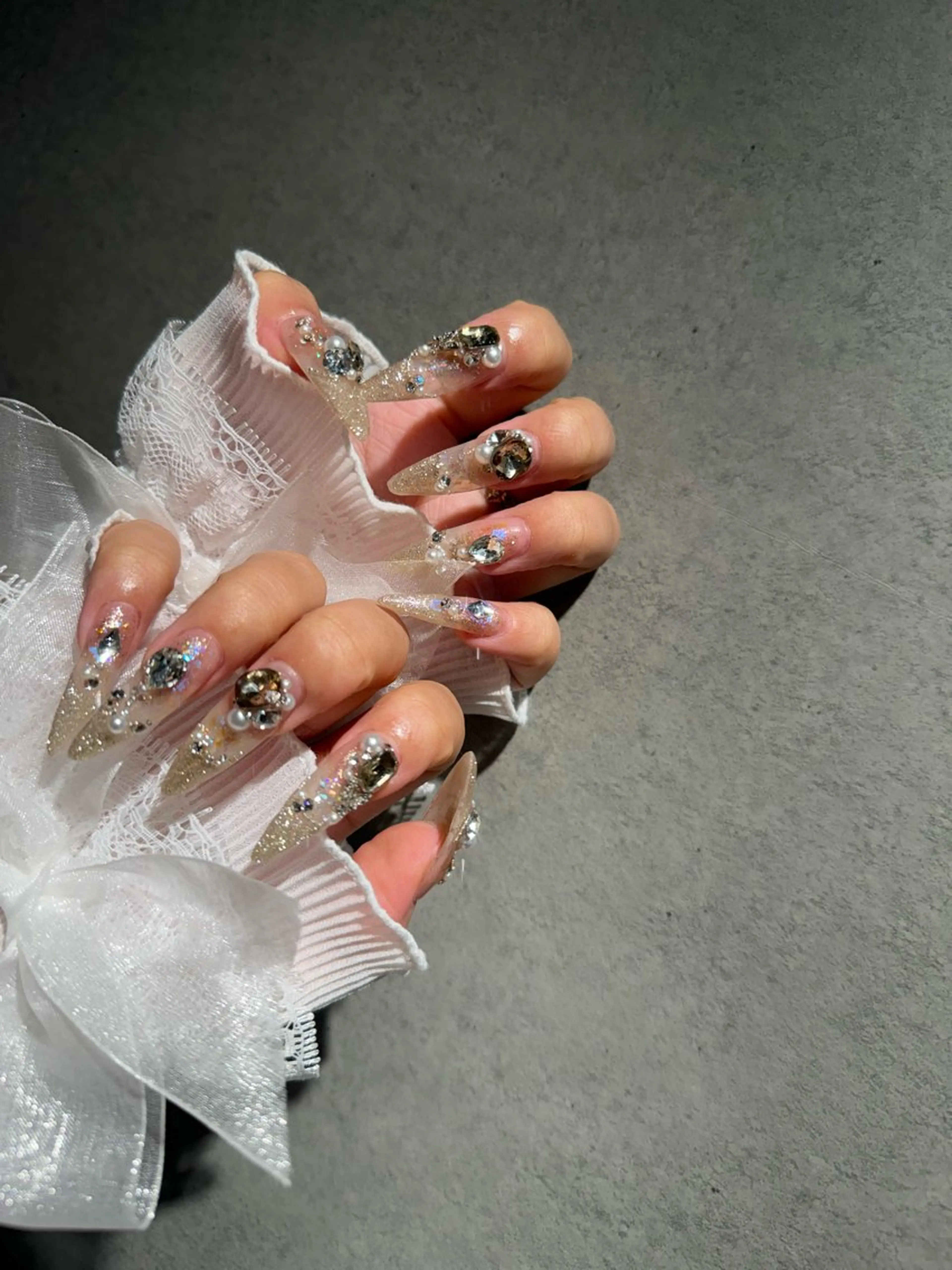 ネイル I-nailロング /ワンホン/キラキラのネイルデザイン