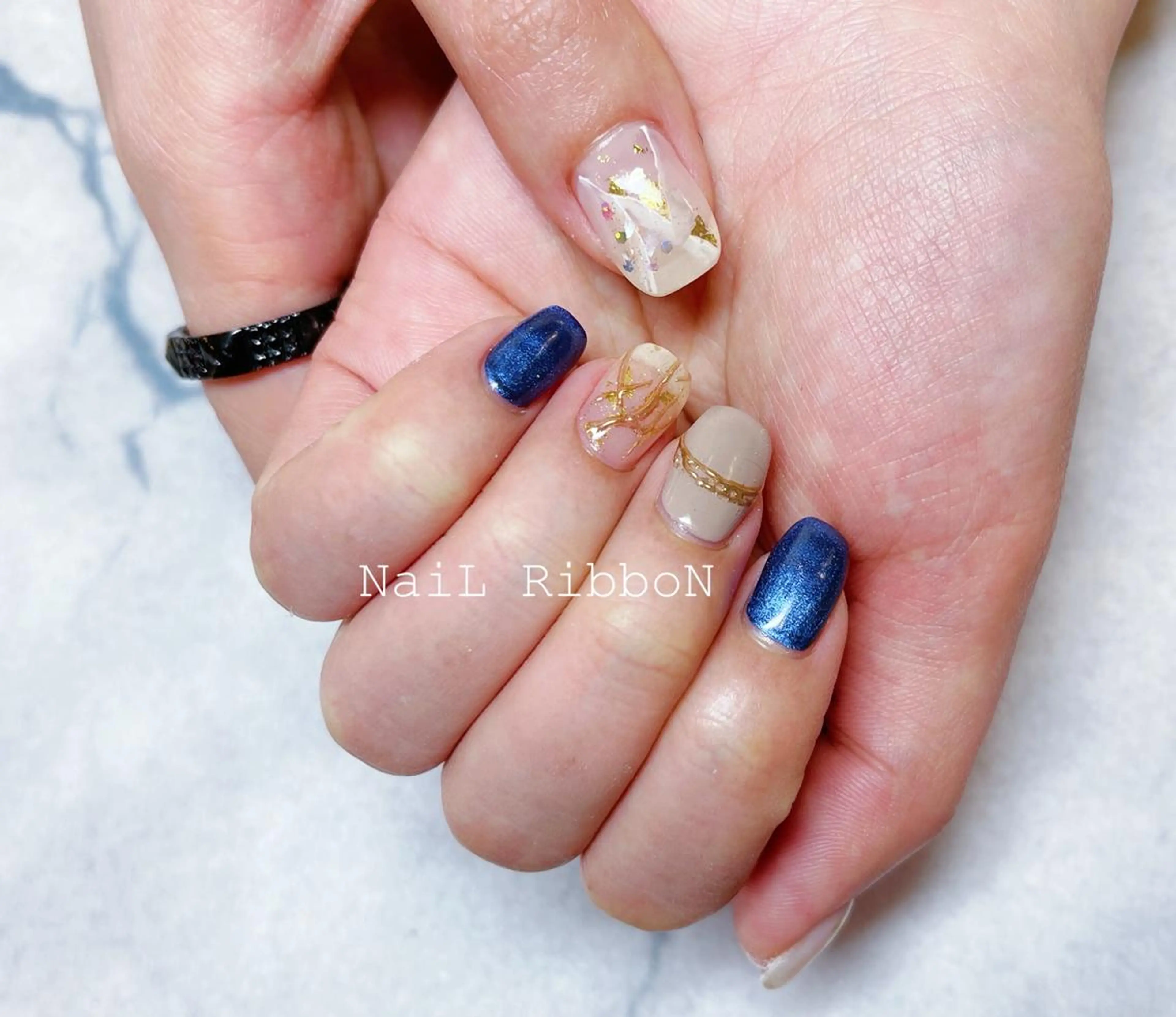 ネイル ネイルリボン 伊藤のネイルデザイン