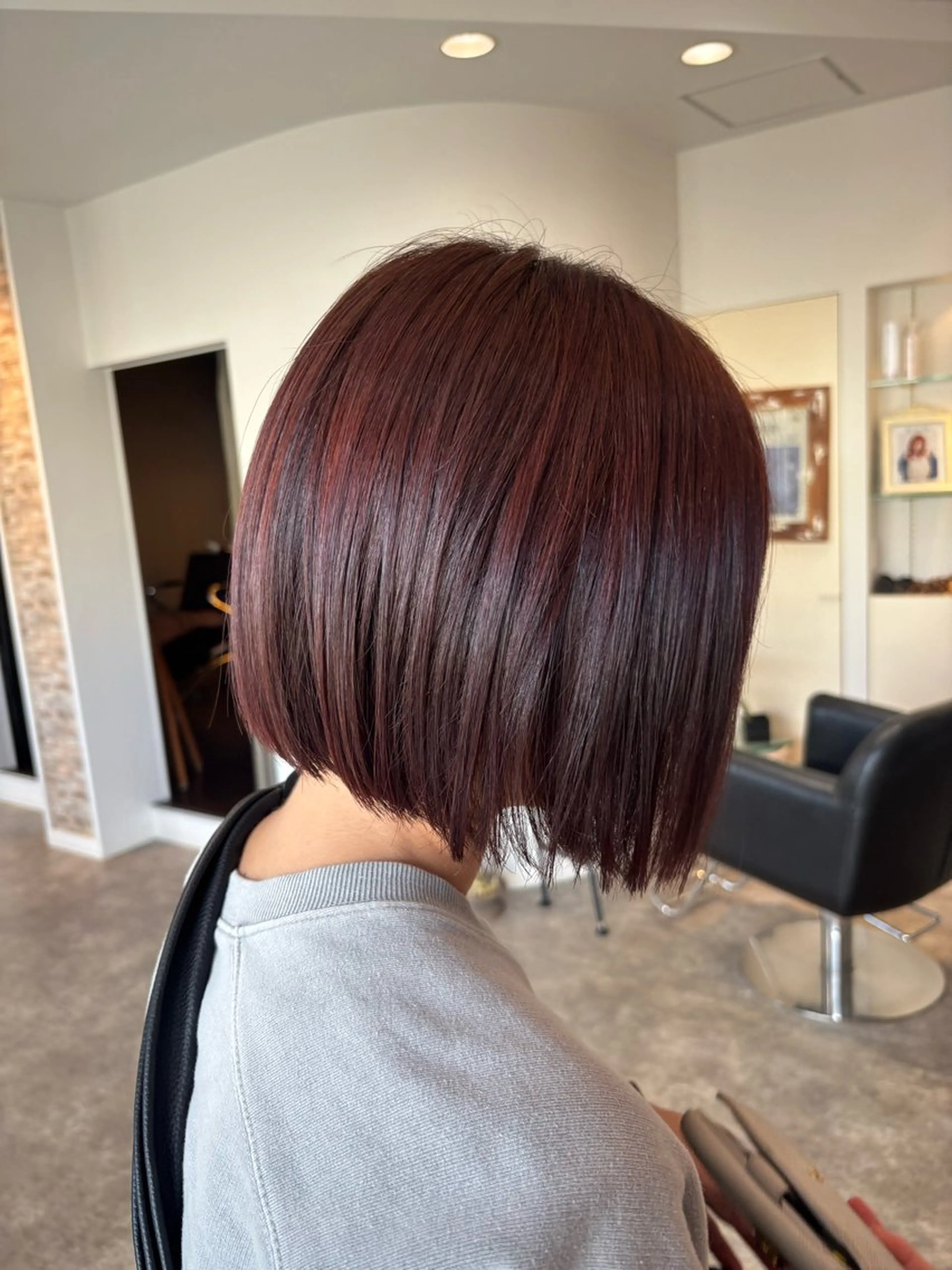 ショート ヘアカラー トリートメント 亀田 萌奈のヘアスタイル