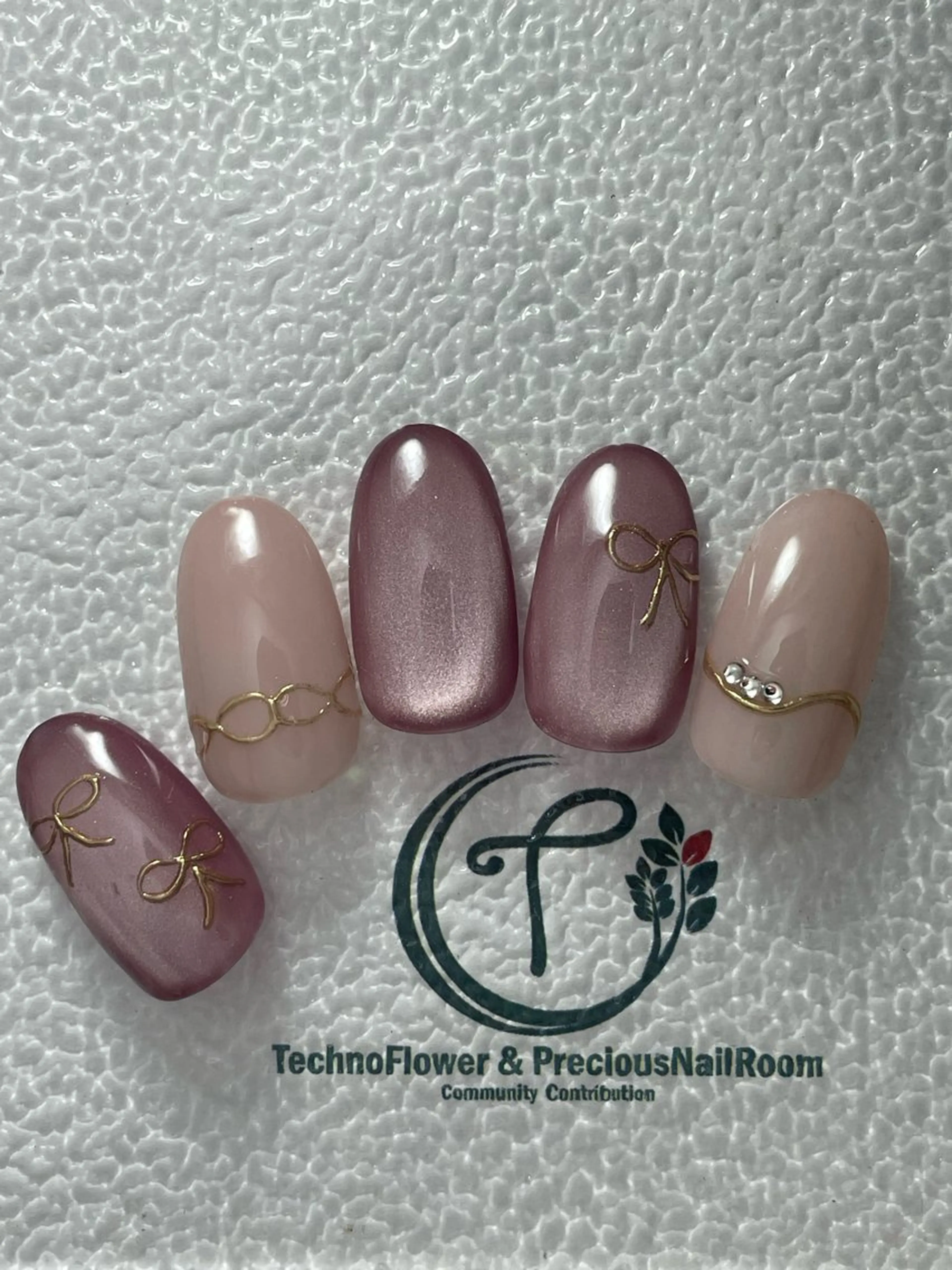 ネイル フラワーネイル ハンドネイル precious nail room所属・precious nail  roomのネイルデザイン