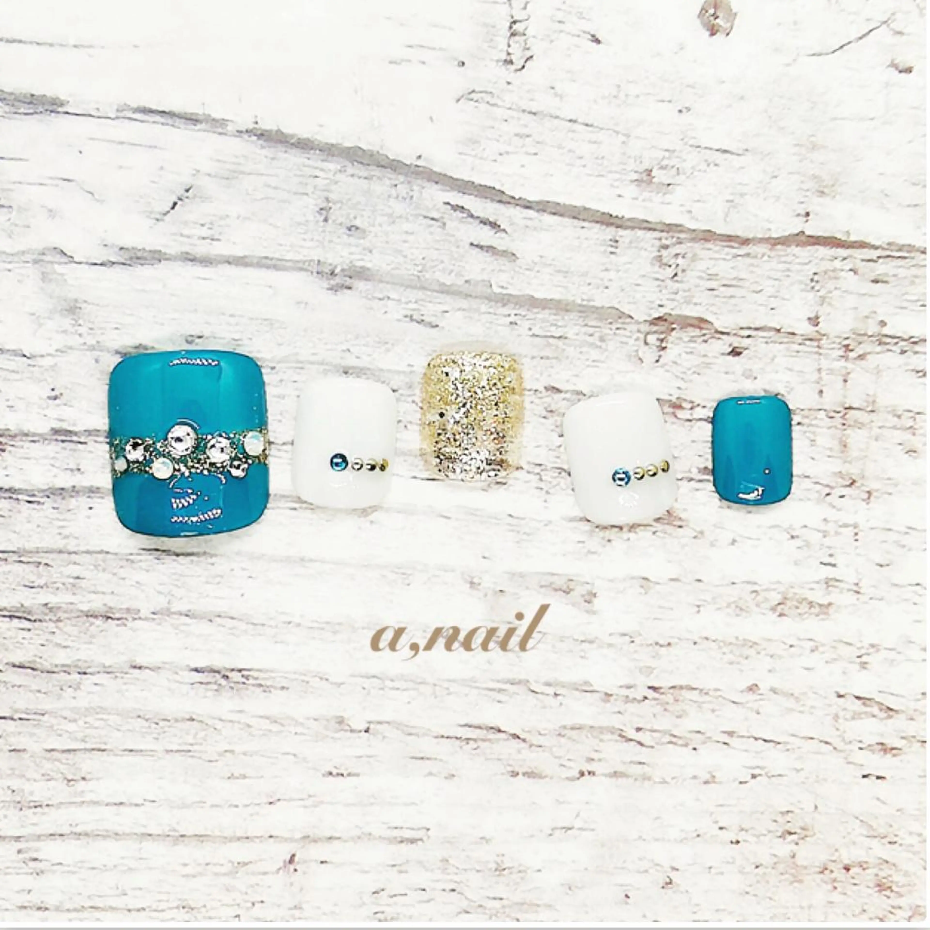 ネイル フットネイル ジェルネイル グラデーション ワンカラーネイル シンプルネイル ネイルサロン エーネイルのネイルデザイン