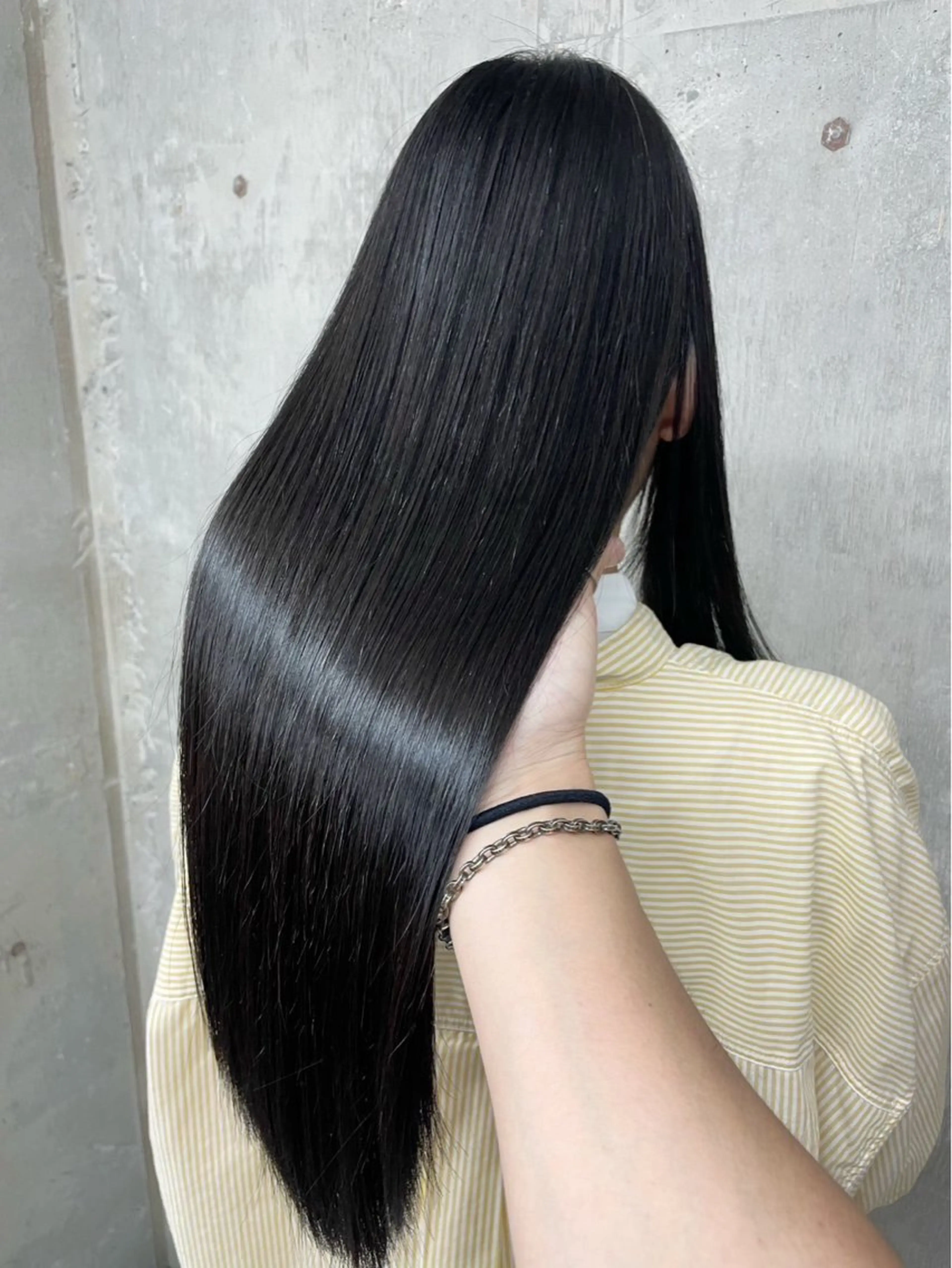 ロング 愛加メンズパーマ・ ボブ・ピンクカラーのヘアスタイル