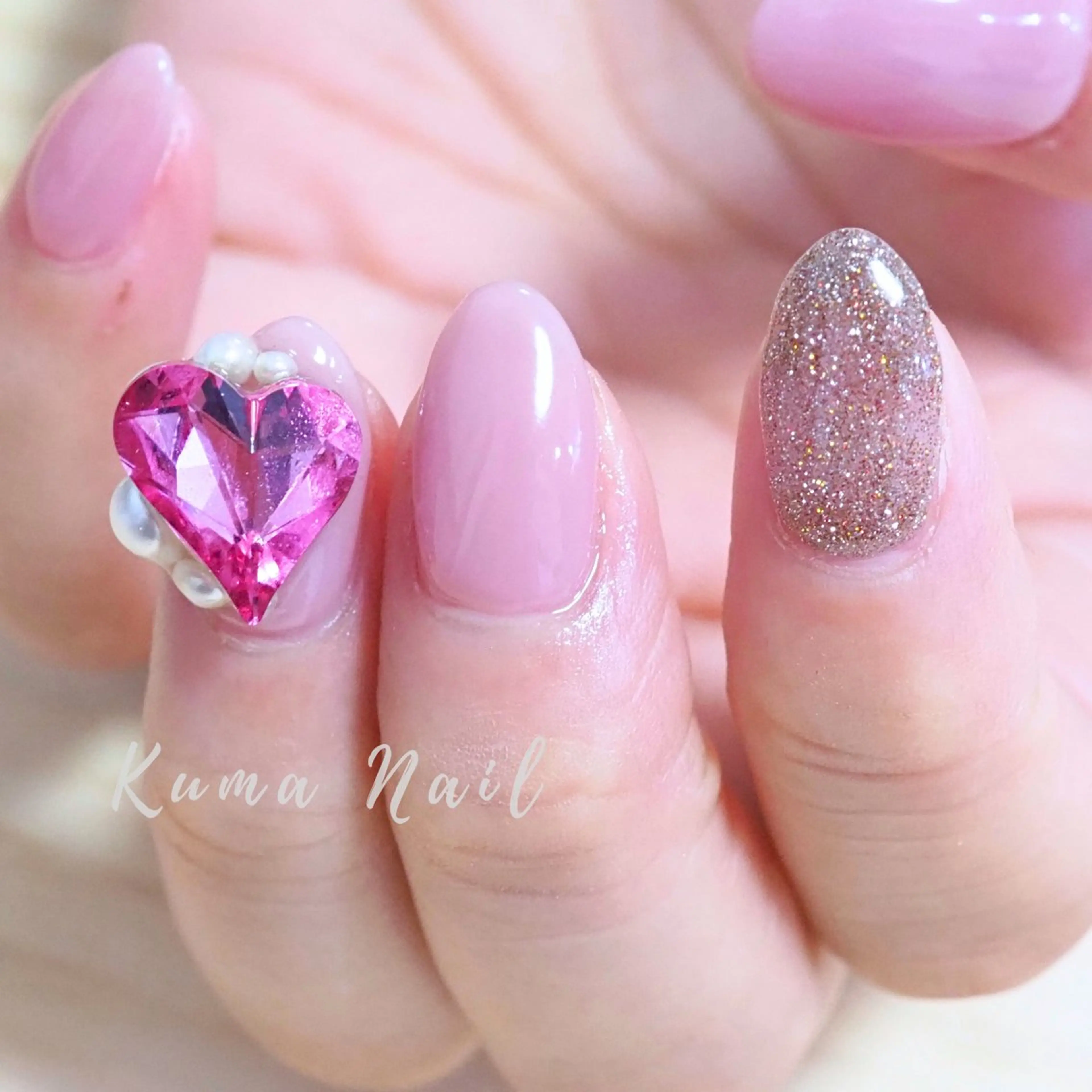 ネイル アートネイル ハート ワンカラーネイル シンプルネイル バレンタイン ハンドネイル Private salon Kuma Nail.所属・藤が丘ネイル Kuma Nailのネイルデザイン