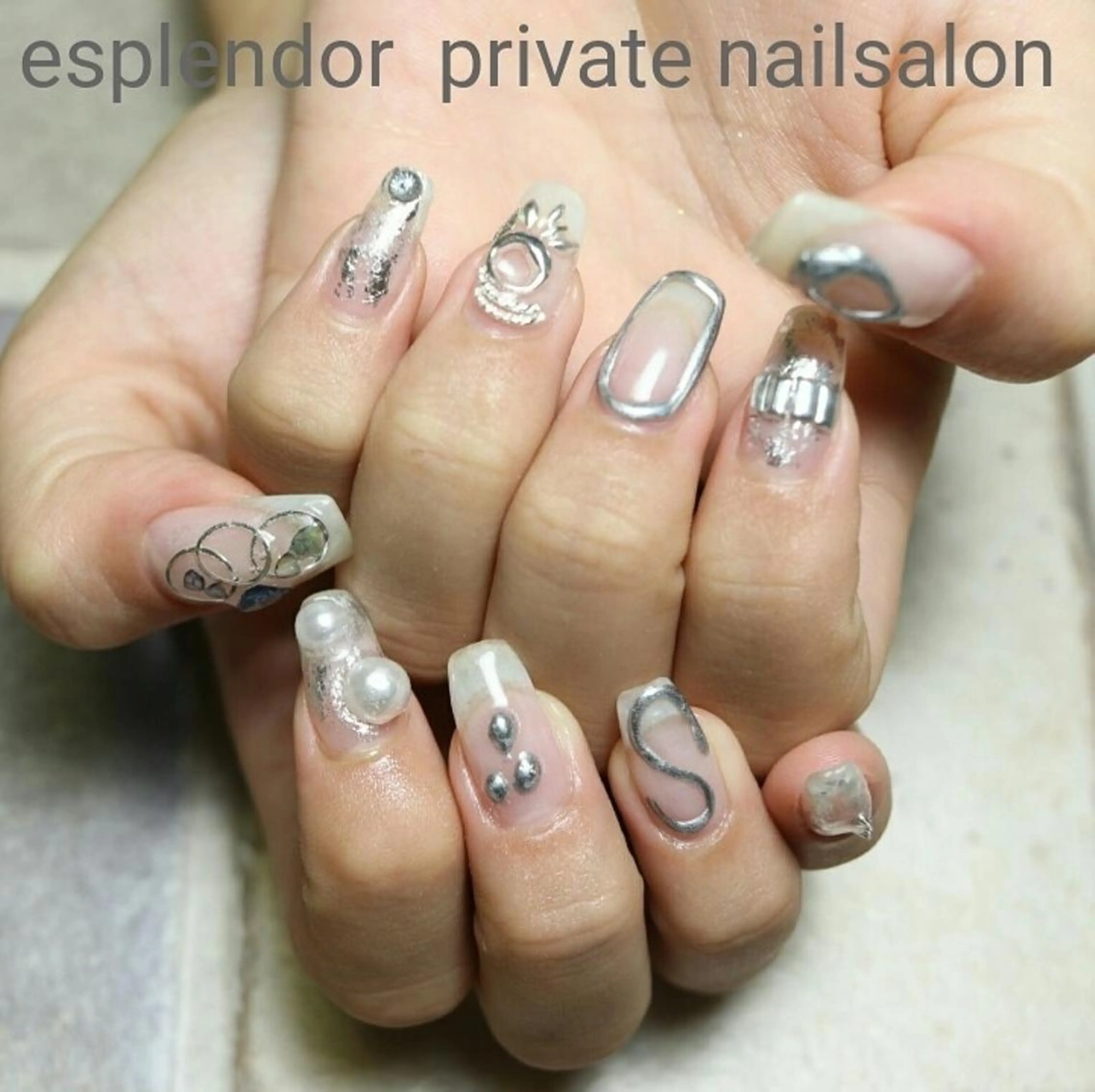 ネイル クリアネイル 持ち込み シルバー esplendor  エスプレンドル所属・esplendor  エスプレンドルのネイルデザイン