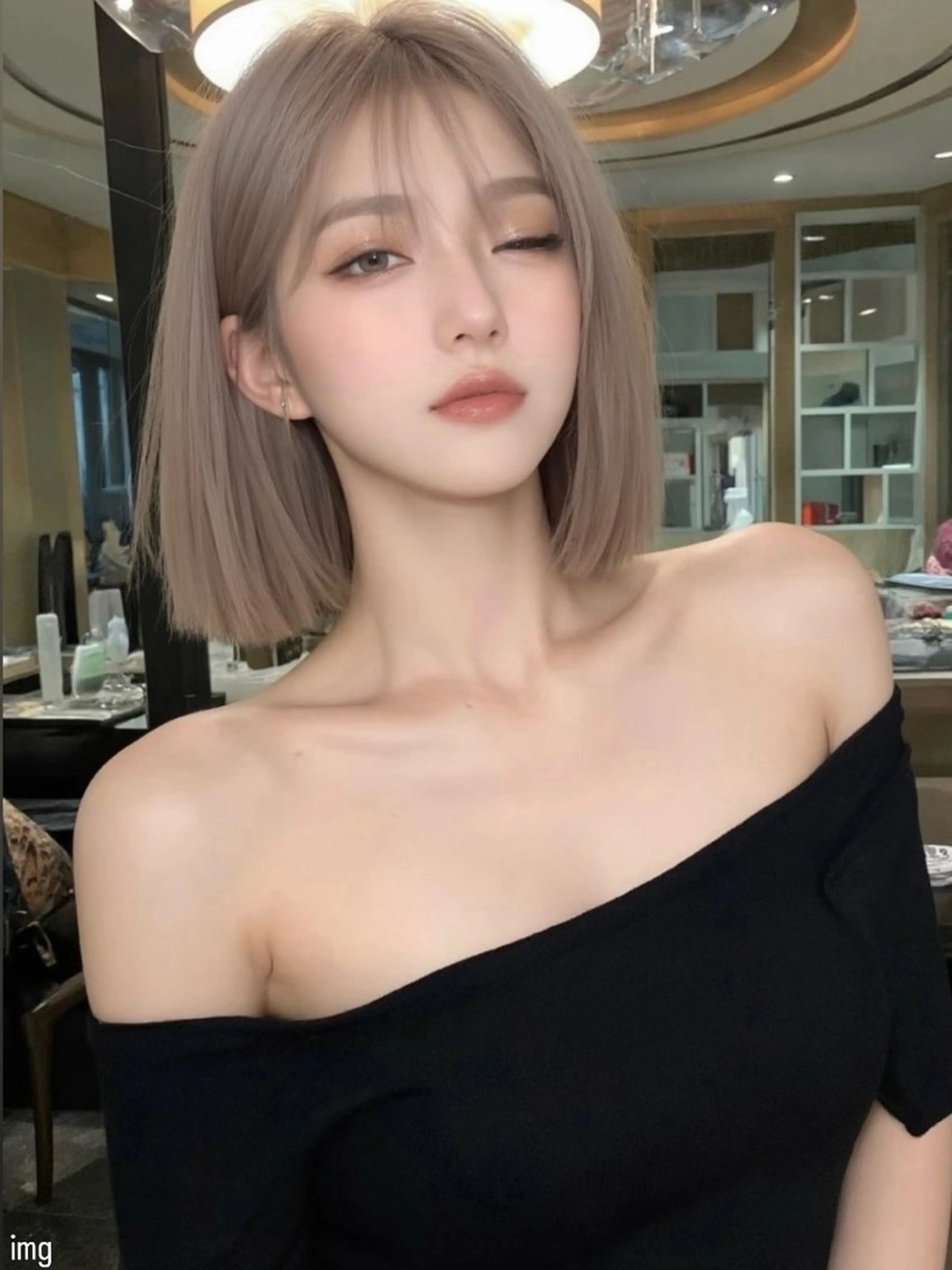 ショート ブリーチなしWカラー × ハイトーン さきのヘアスタイル