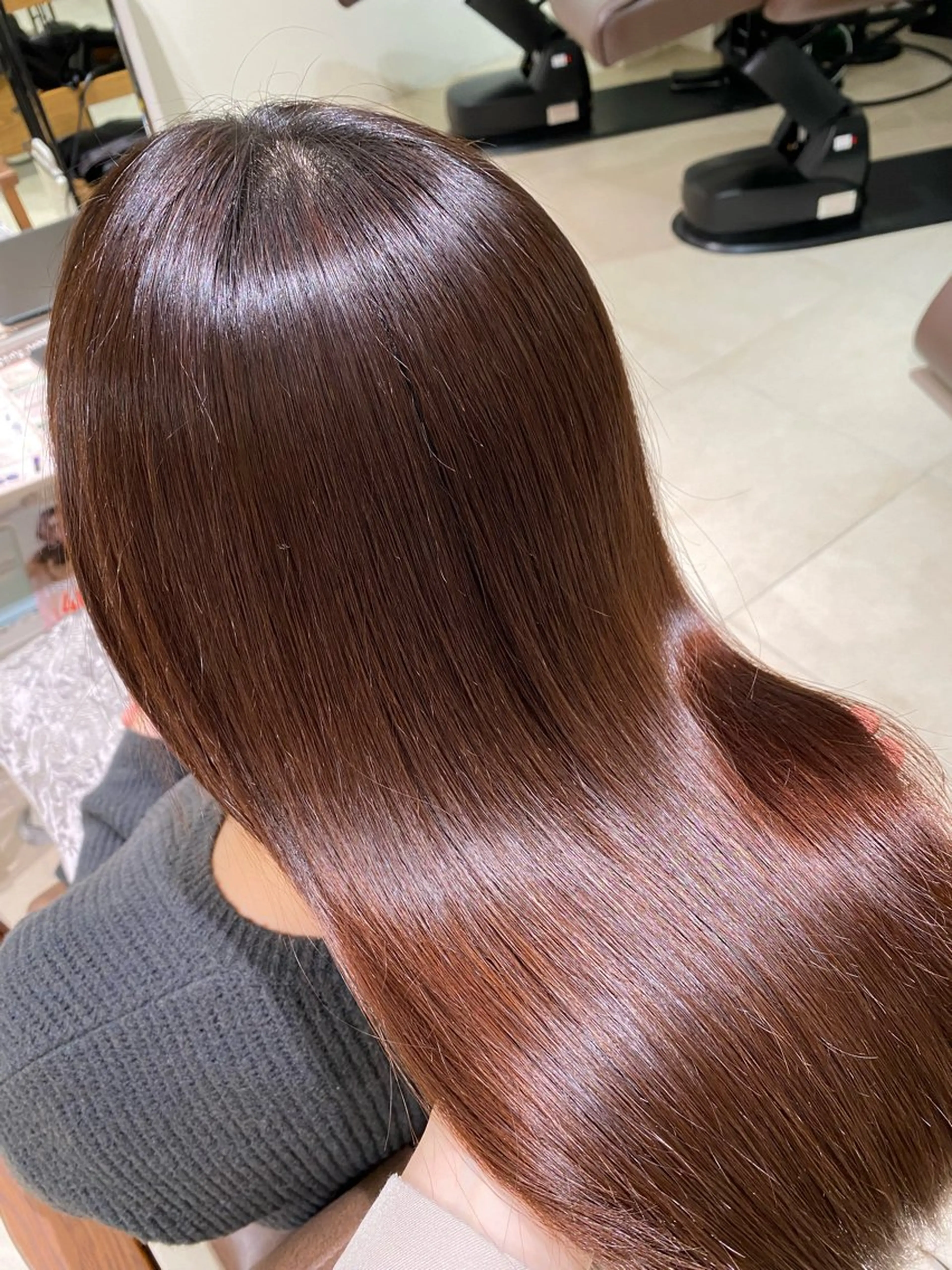 セミロング トリートメント 艶カラー🩵中久保 舞優🩵のヘアスタイル