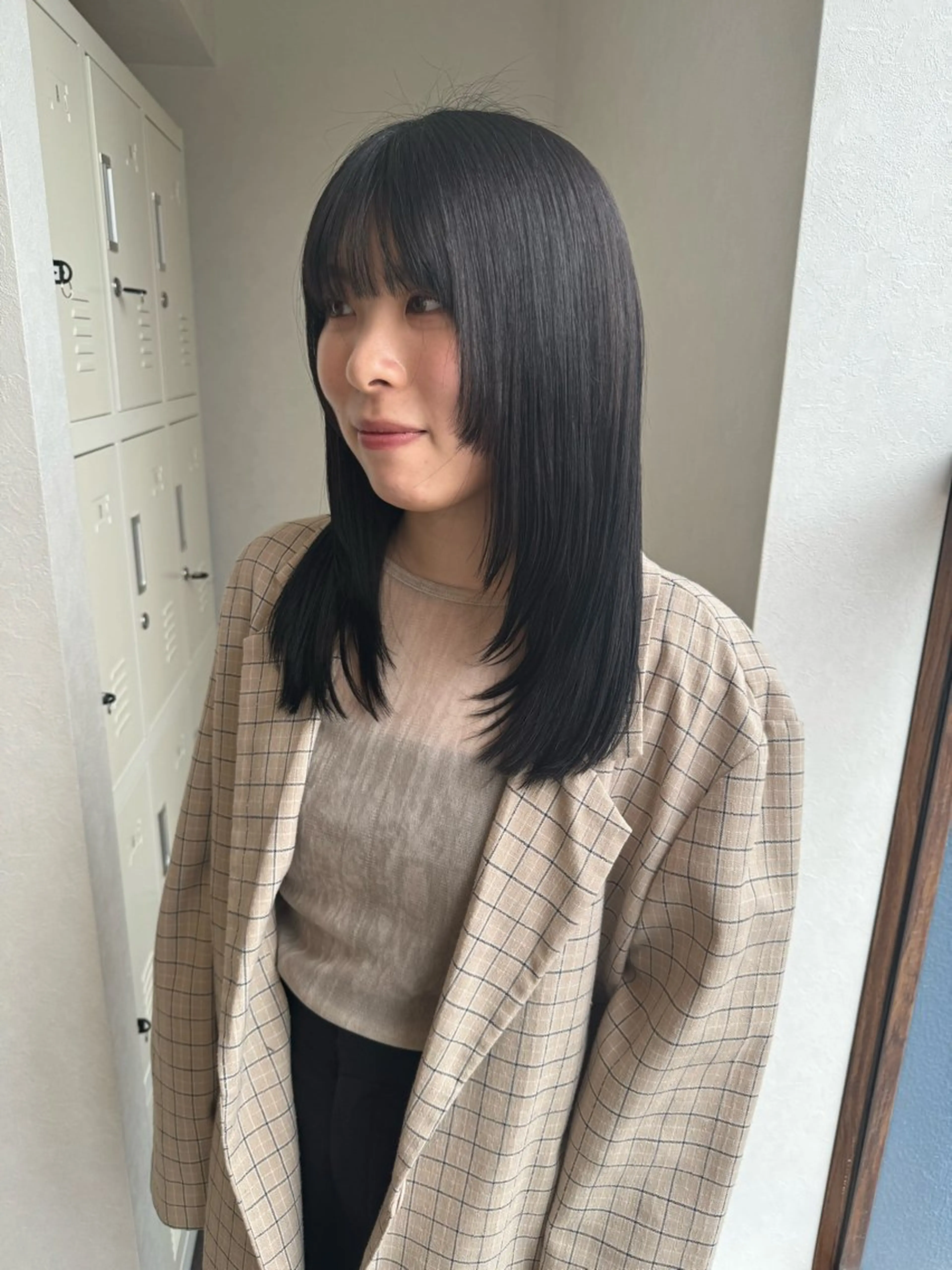 カラー 黒髪 ヘアカラー ミツキ/ 透明感カラー/セットのヘアスタイル