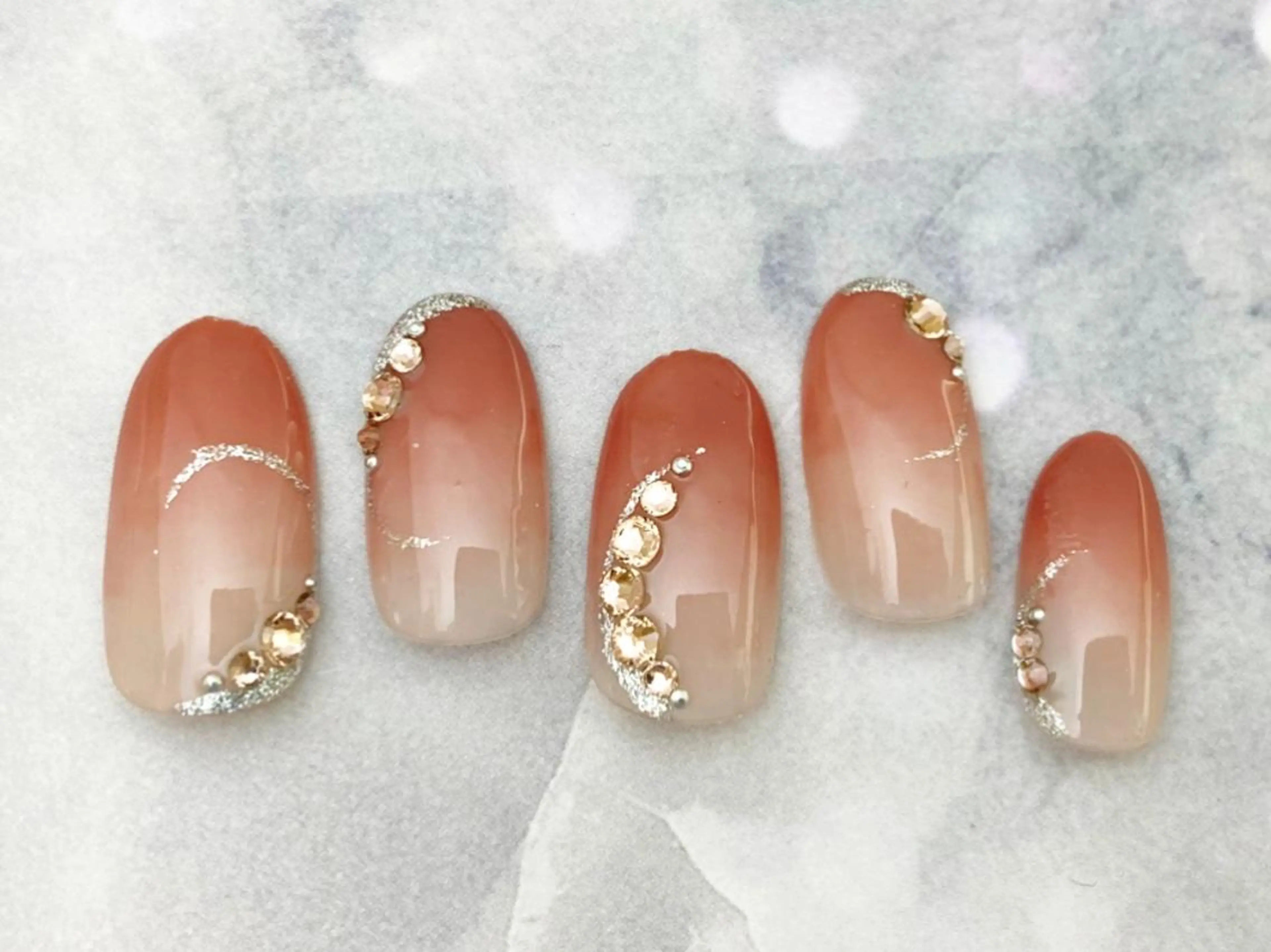 マツエク・マツパ リセ有楽町店 ネイリストのネイルデザイン