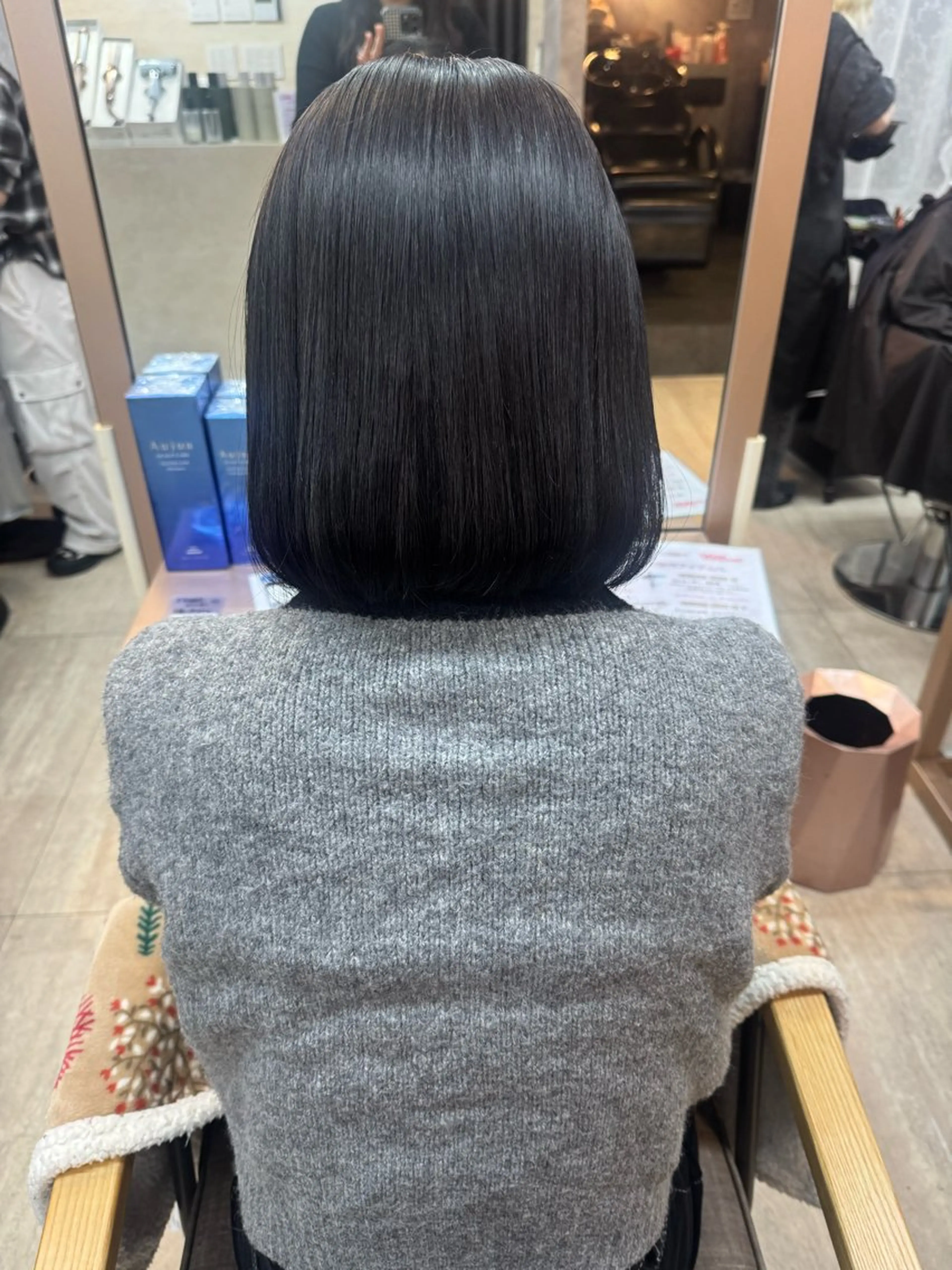 ミディアム ヘアカラー 島崎 穂乃香のヘアスタイル