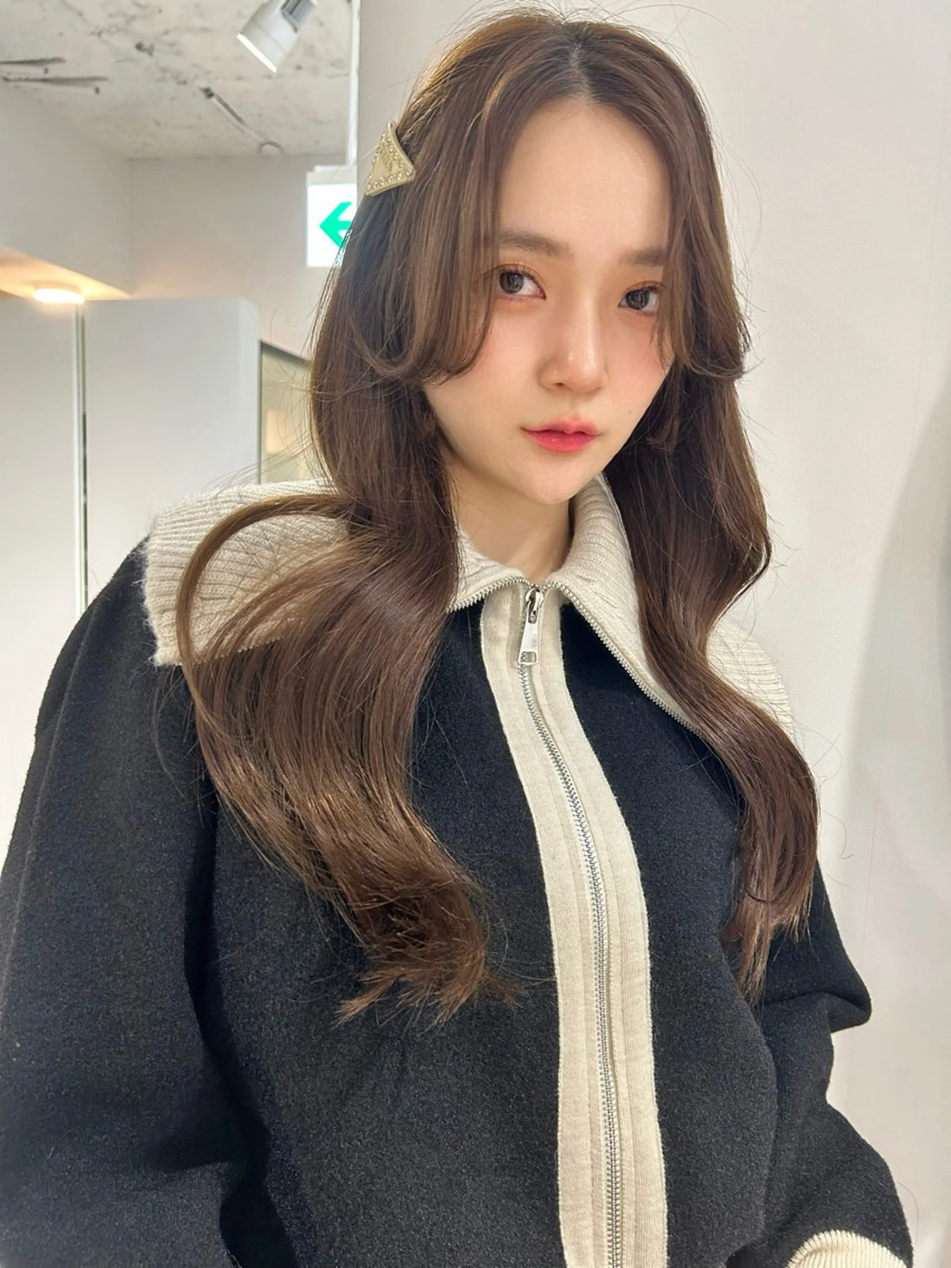 🌟🇰🇷【平日指名限定】🇰🇷🌟カット＋カラー＋ツヤトリートメントの写真