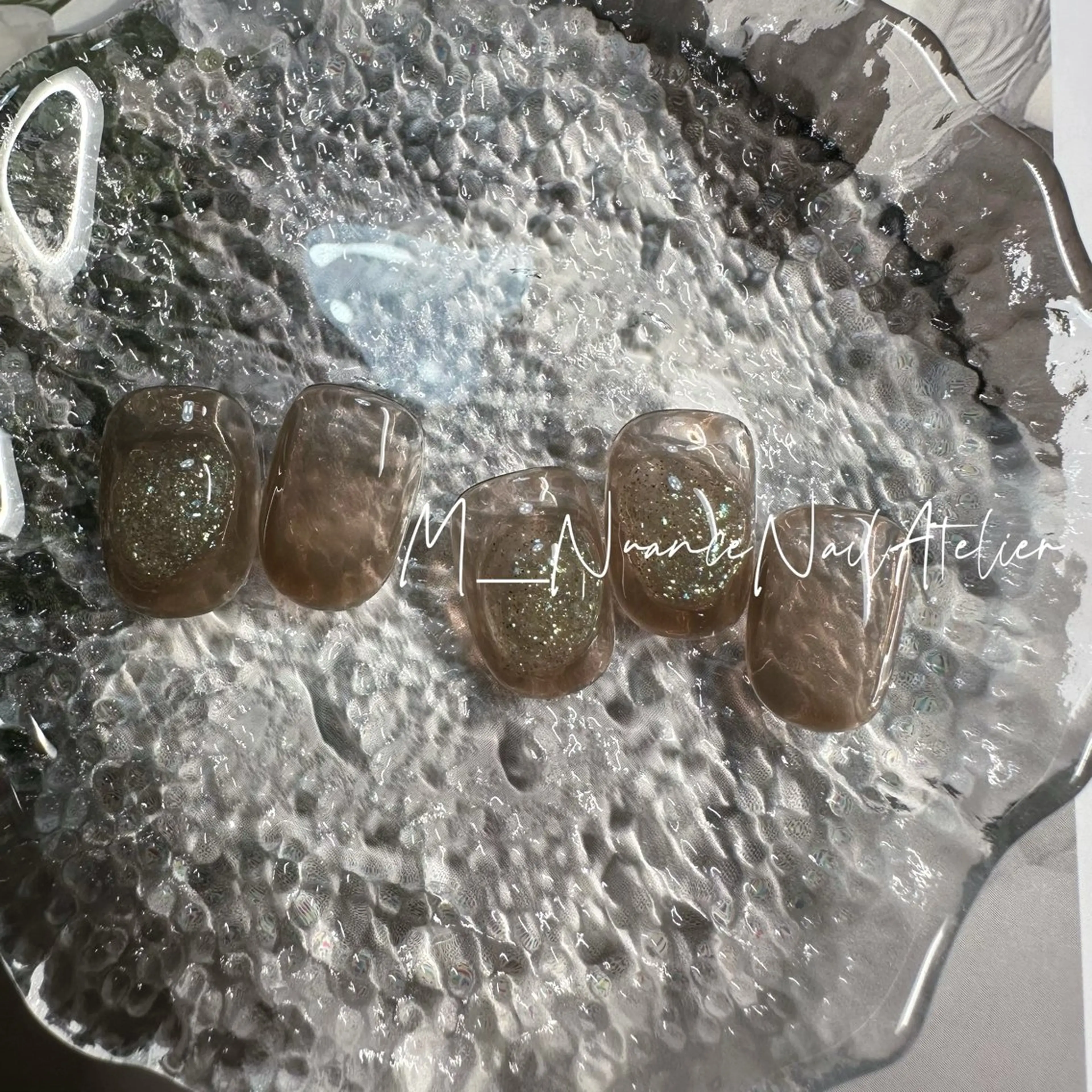 ネイル マグネットネイル ニュアンスネイル オフィスネイル シンプルネイル GO TODAY横浜Solace店所属・M___nail atelierのネイルデザイン