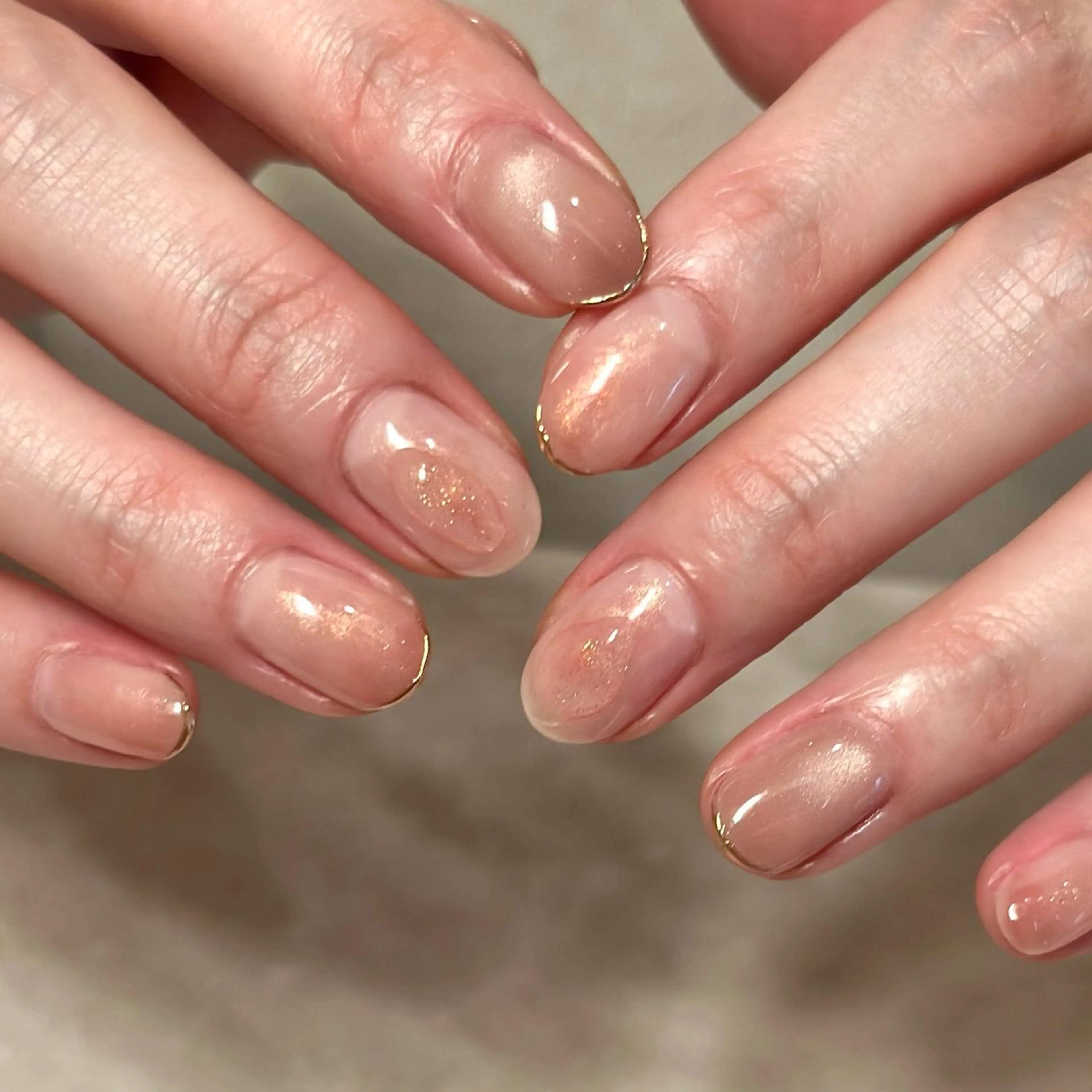 ネイル ニュアンスネイル aoi .のネイルデザイン