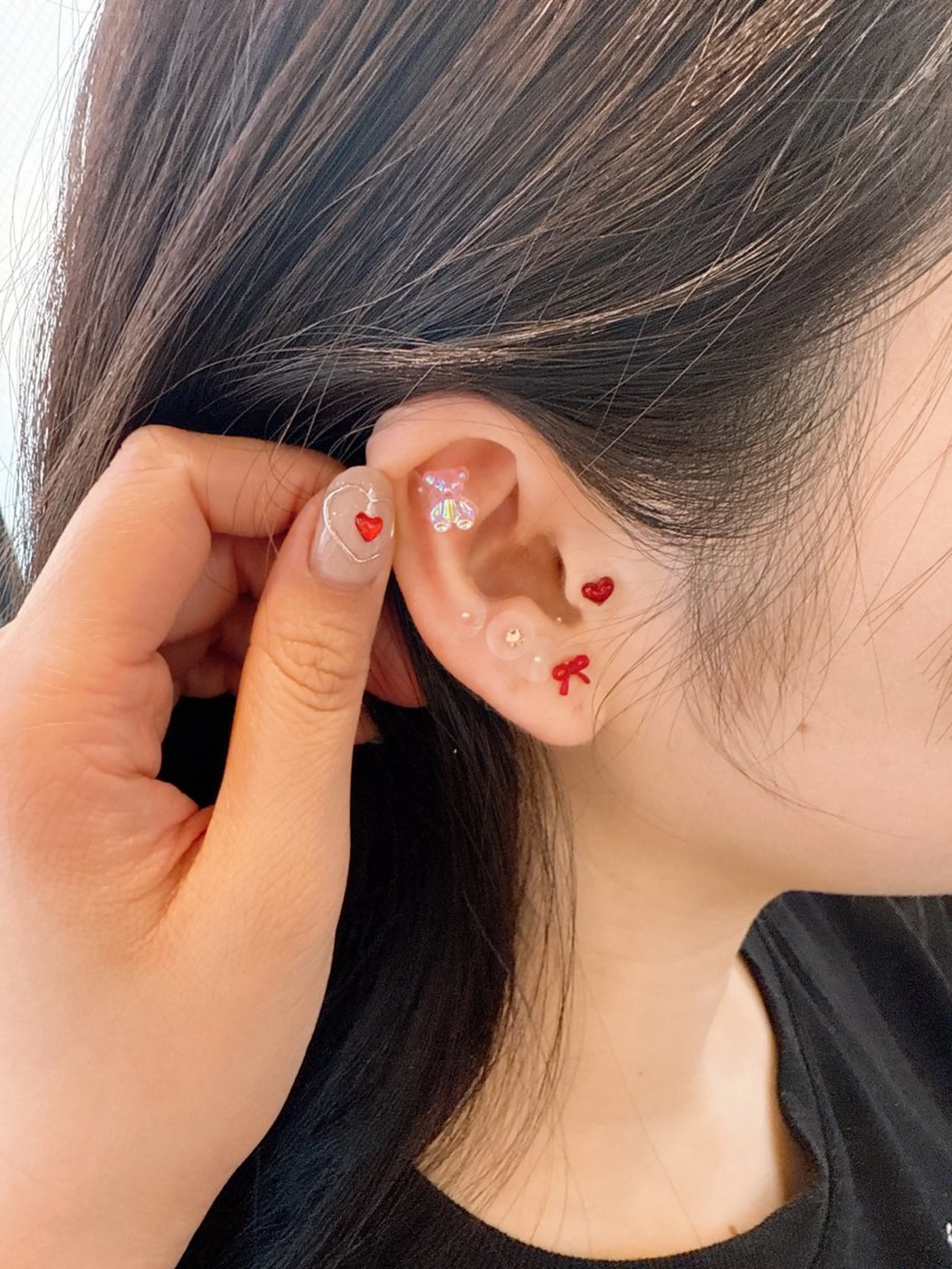 カット+耳つぼジュエリーの写真