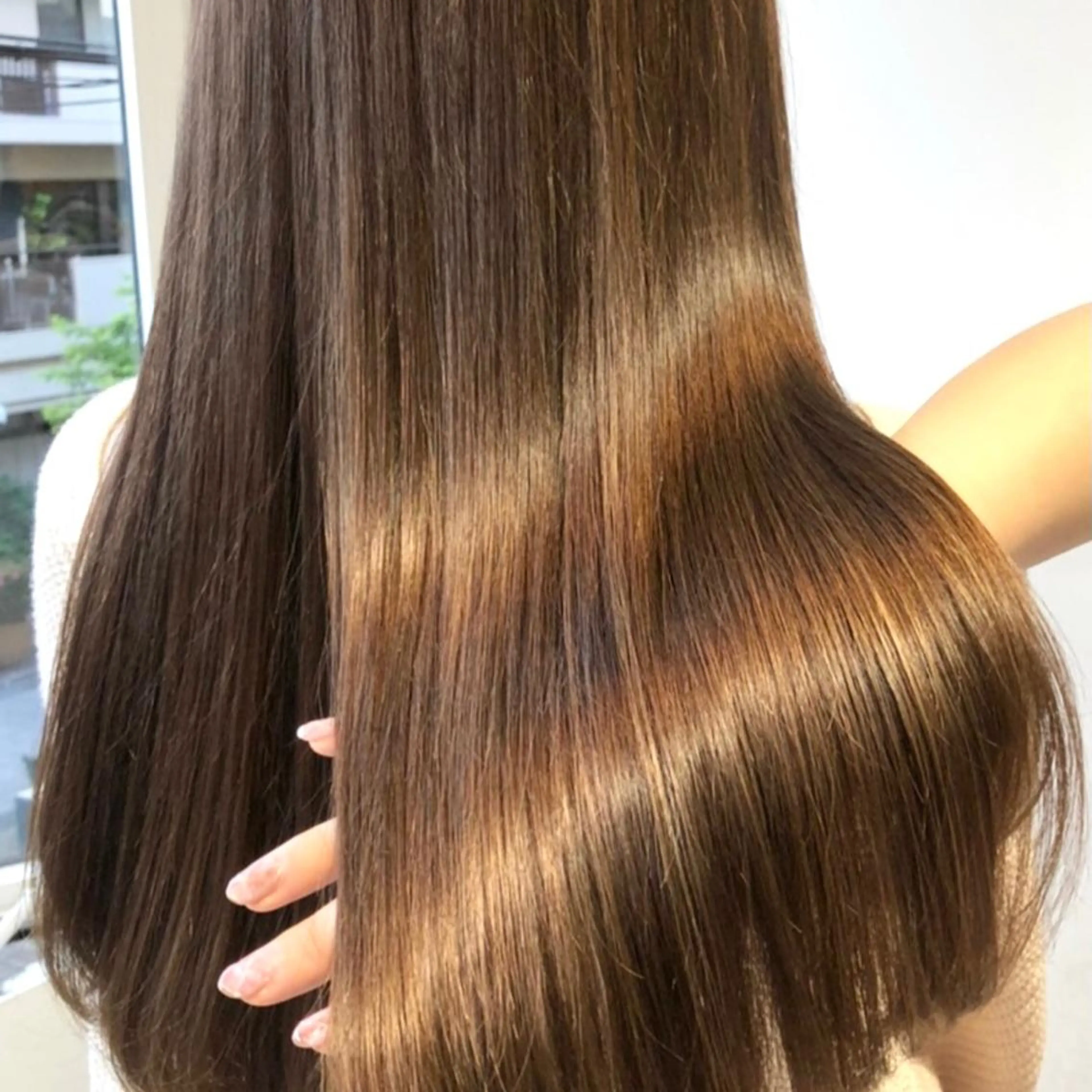 ロング 伸ばしかけ ハイライト 髪質改善 小顔カット 縮毛矯正 ヘアカラー 縮毛矯正 宮澤  タケル ミディアムヘアのヘアスタイル