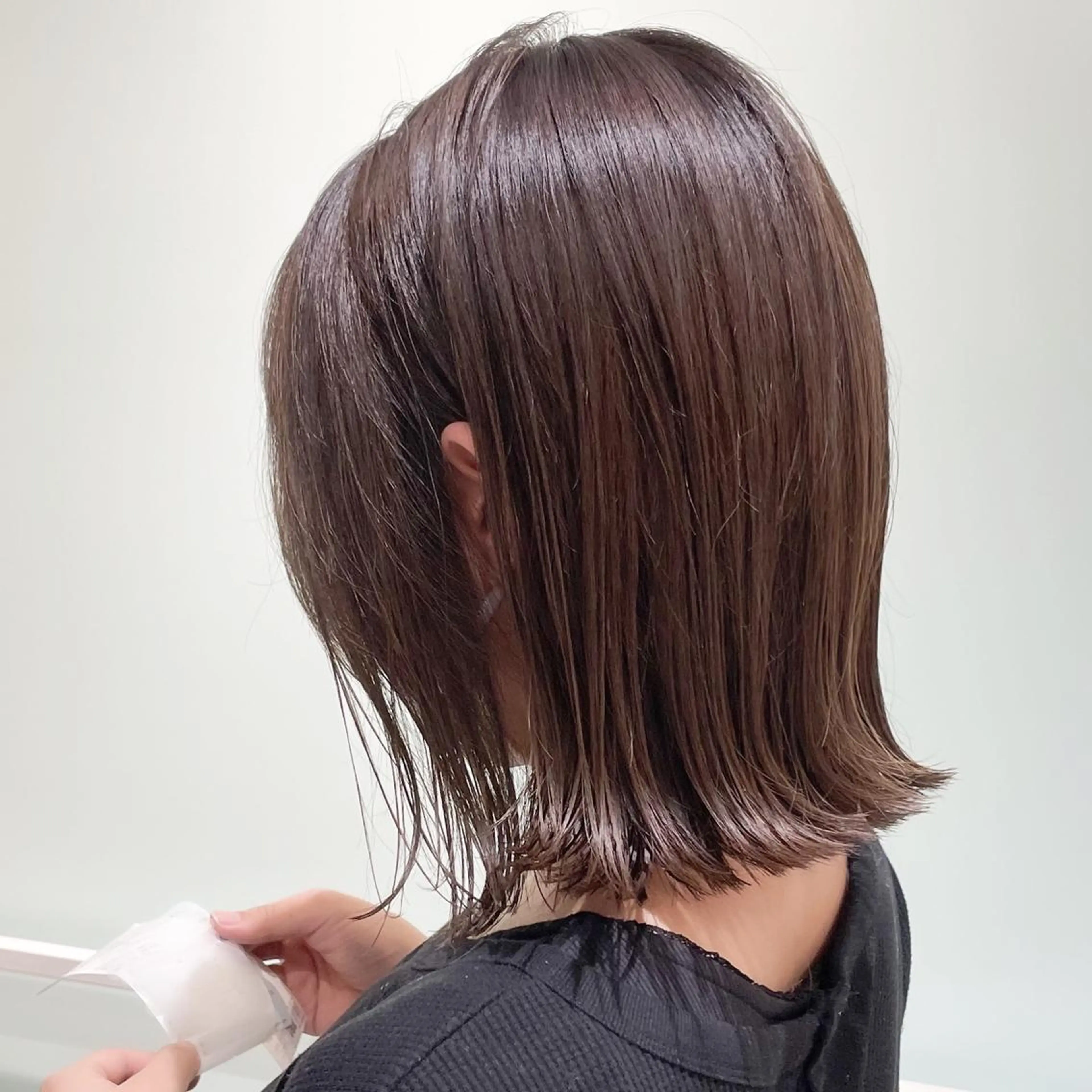 ショート カラー 切りっぱなしロブ カット ヘアカラー トリートメント 森本 裕太 / ボブのヘアスタイル