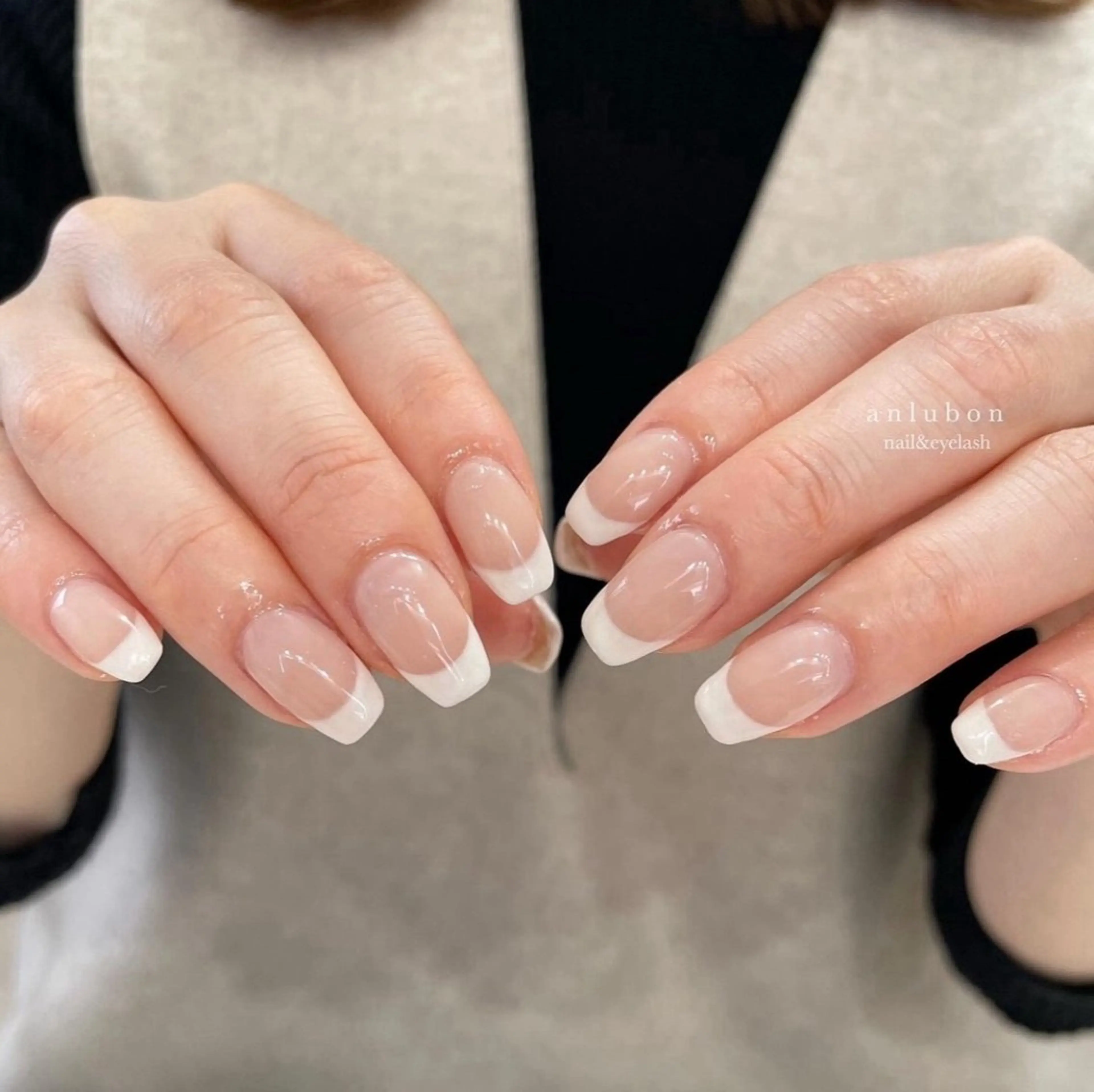 【ご新規様】平日限定クーポン❗️【オフ有】王道フレンチネイル💄の写真