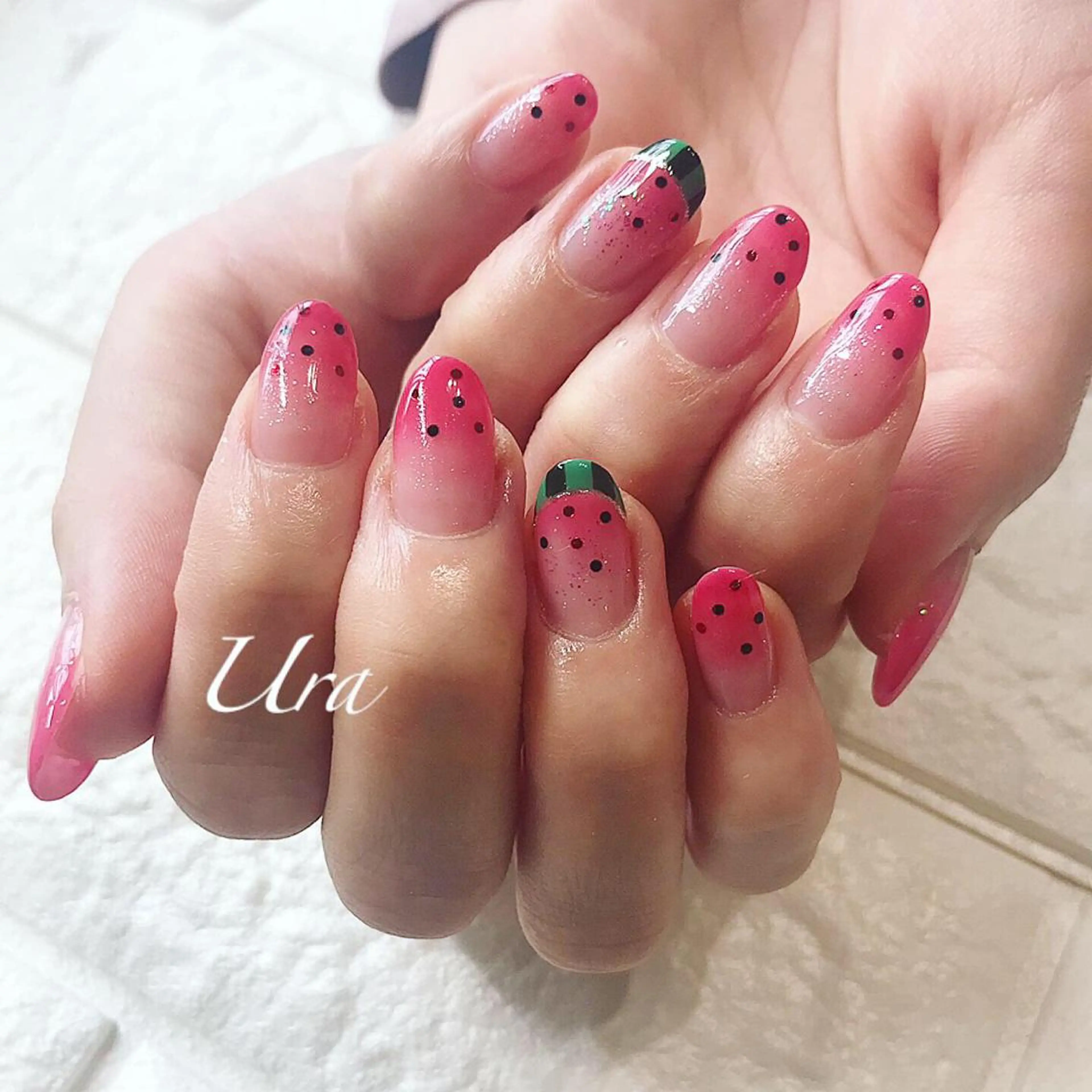 ネイル UrakoNail 《nail》のネイルデザイン