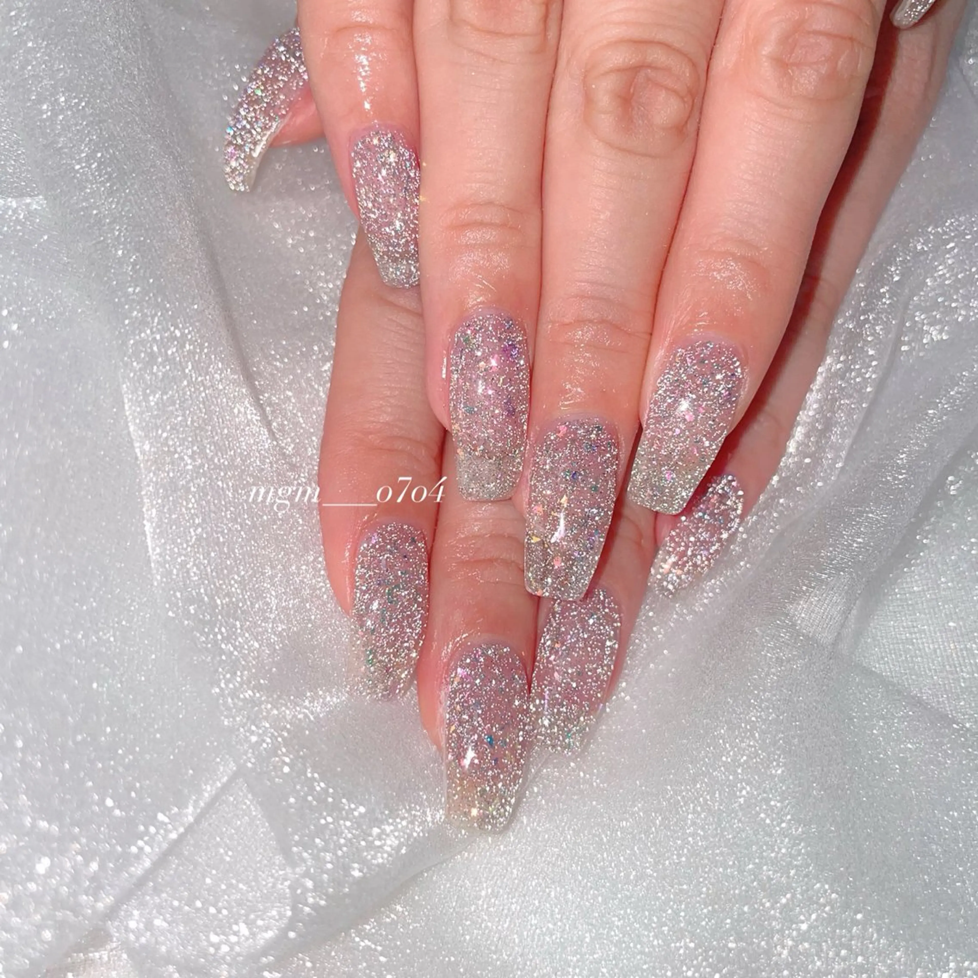 ネイル フラッシュネイル ラメ(グリッター) MoON...❤︎ MeGuのネイルデザイン