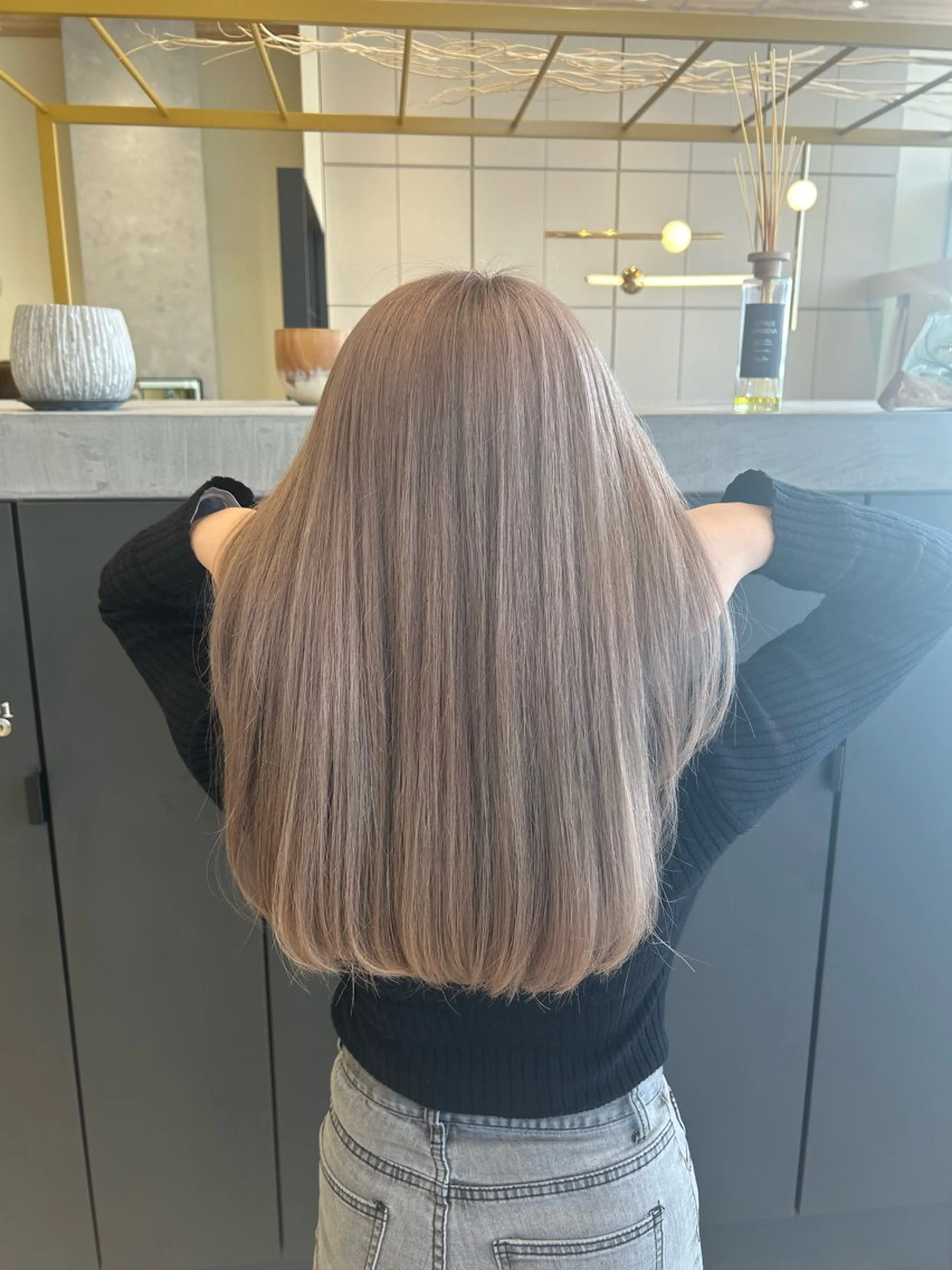 ロング 🐰ྀིあやの ハイトーン🧁ྀིのヘアスタイル