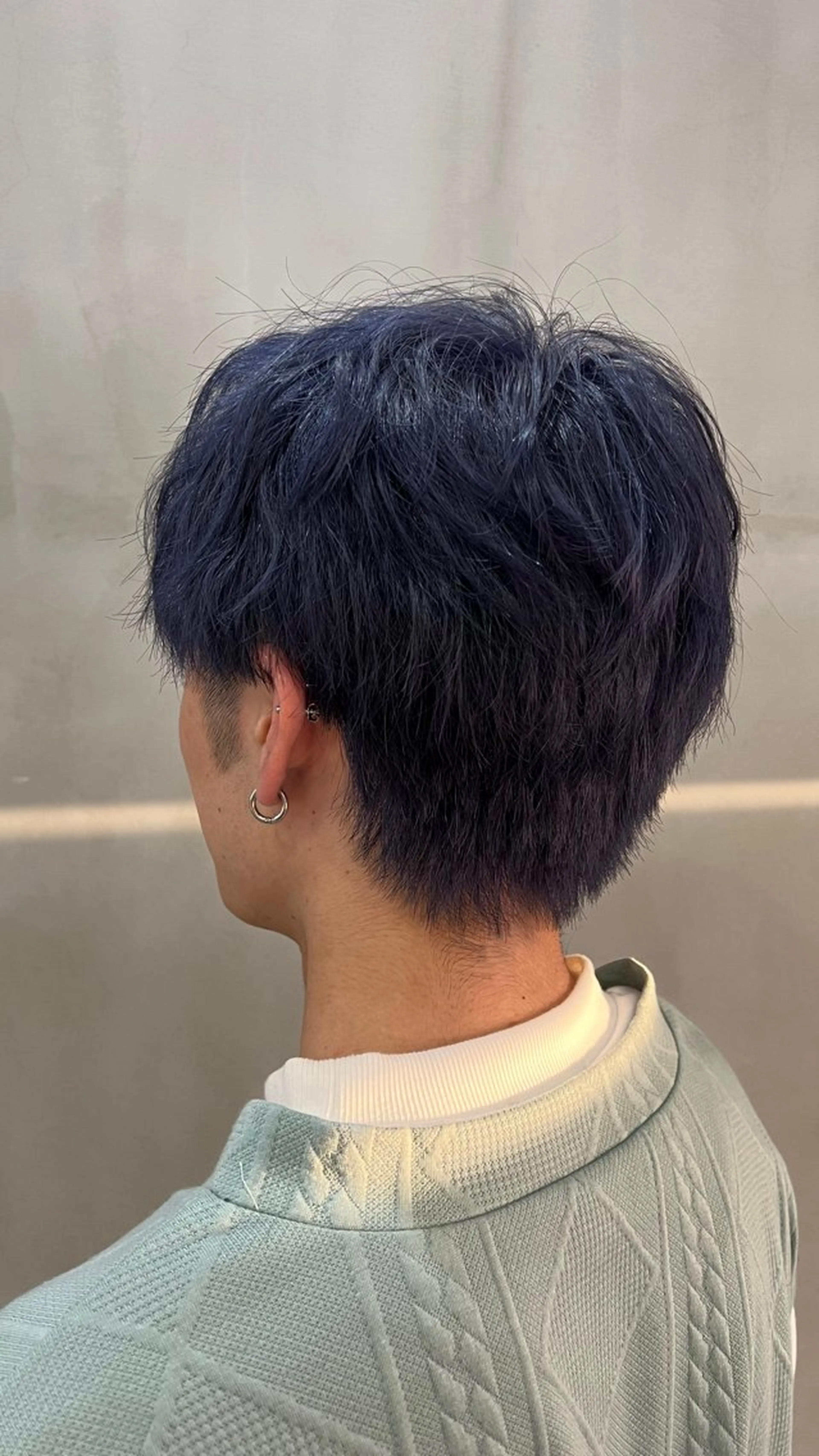 カラー メンズ 黒髪 ブルーカラー ブルーブラック カットモデル募集中 ヤマダ レオのヘアスタイル