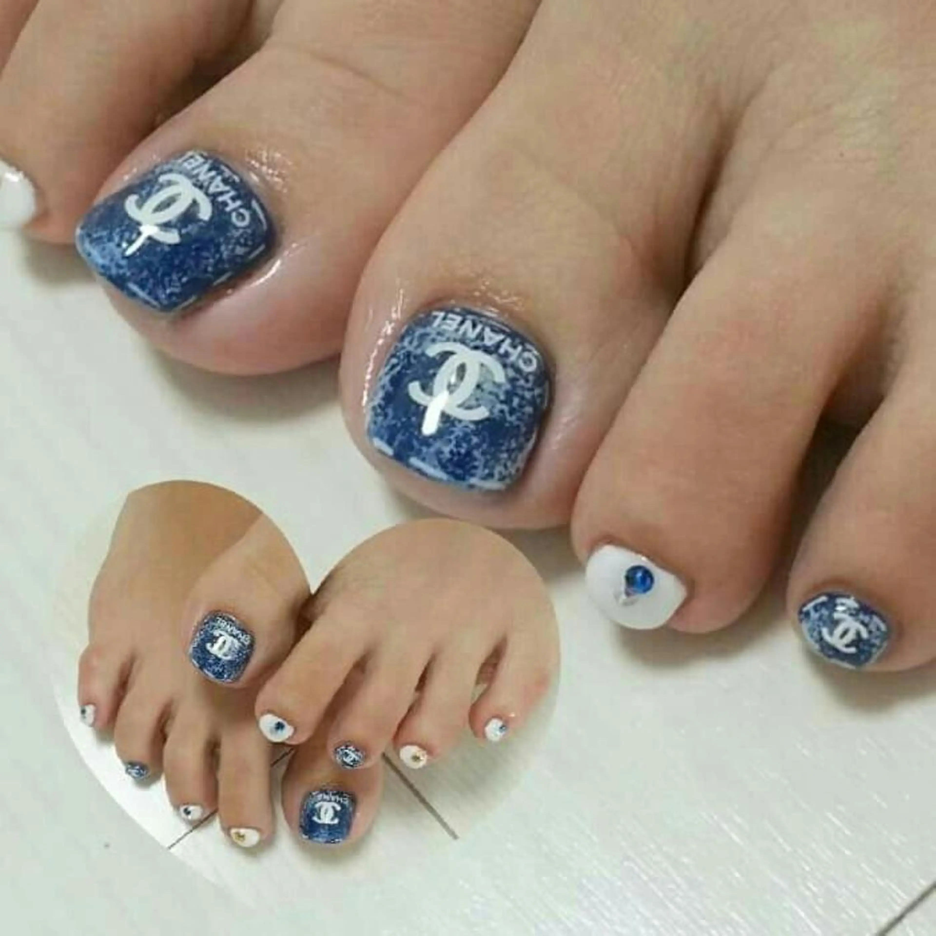 ネイル MALCAnail(マルカネイル)所属・荒木 莉奈のネイルデザイン