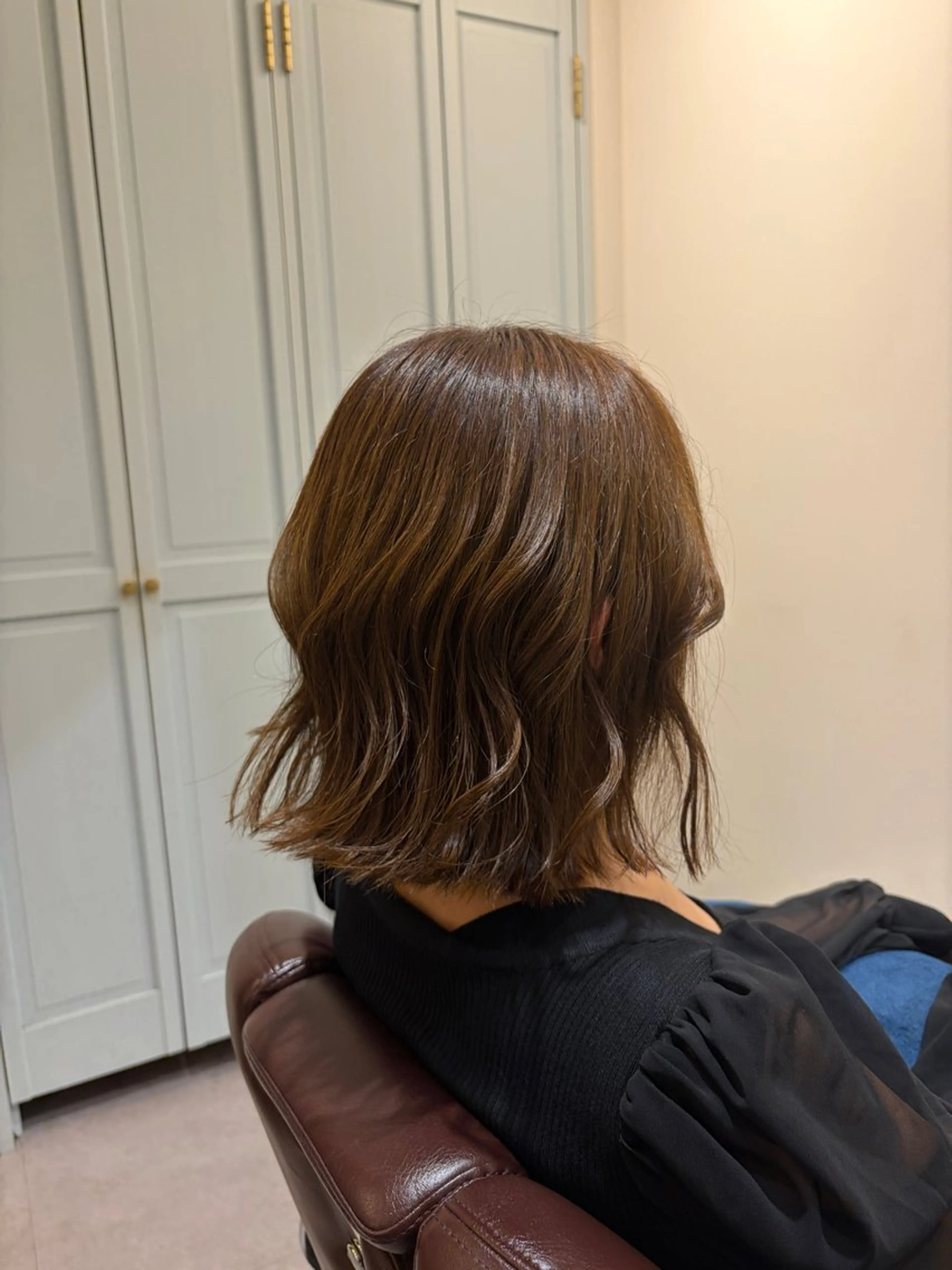 ショート カット ヘアカラー トリートメント 荒井 茉凜のヘアスタイル