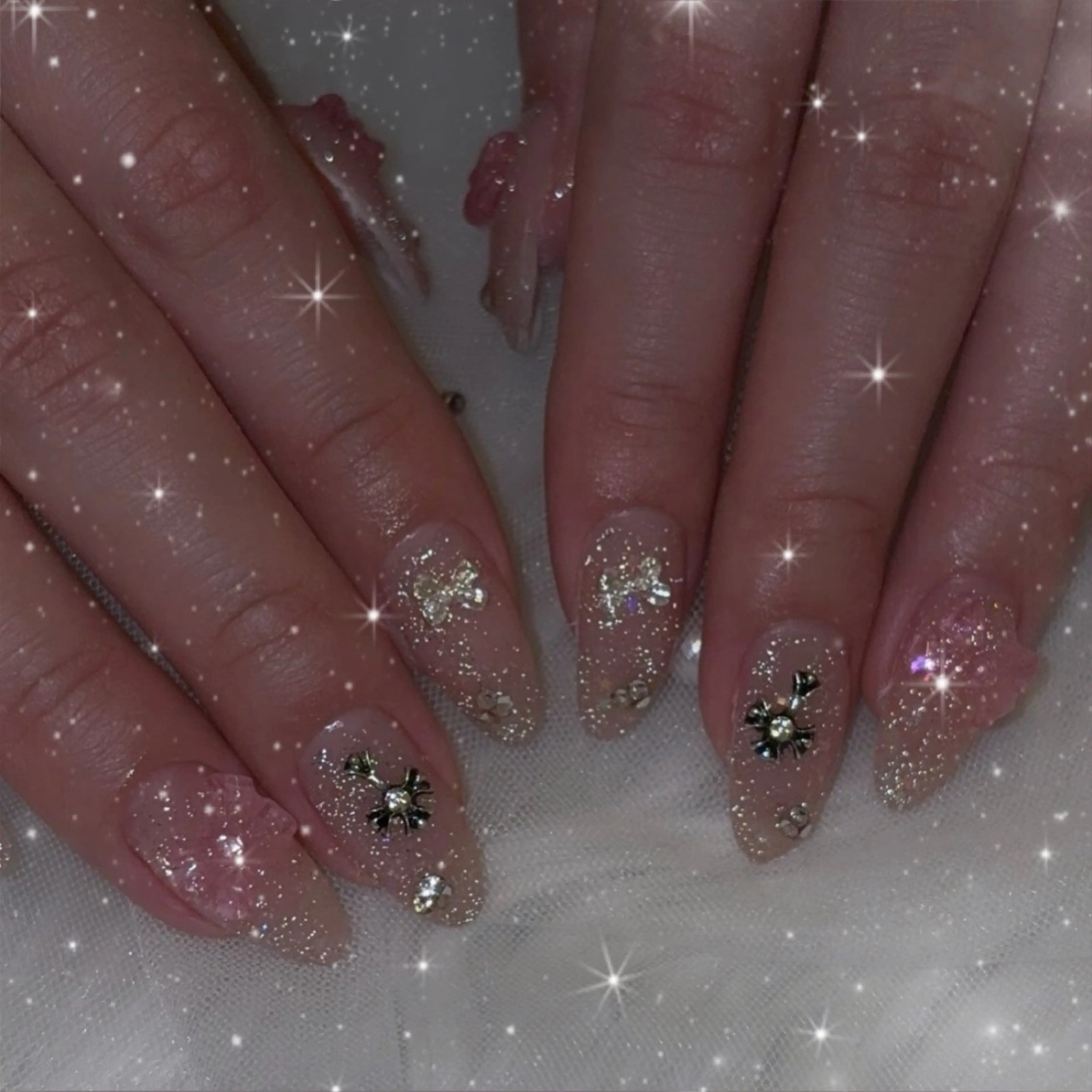 ネイル LUANA所属・LUANA ジュリのネイルデザイン