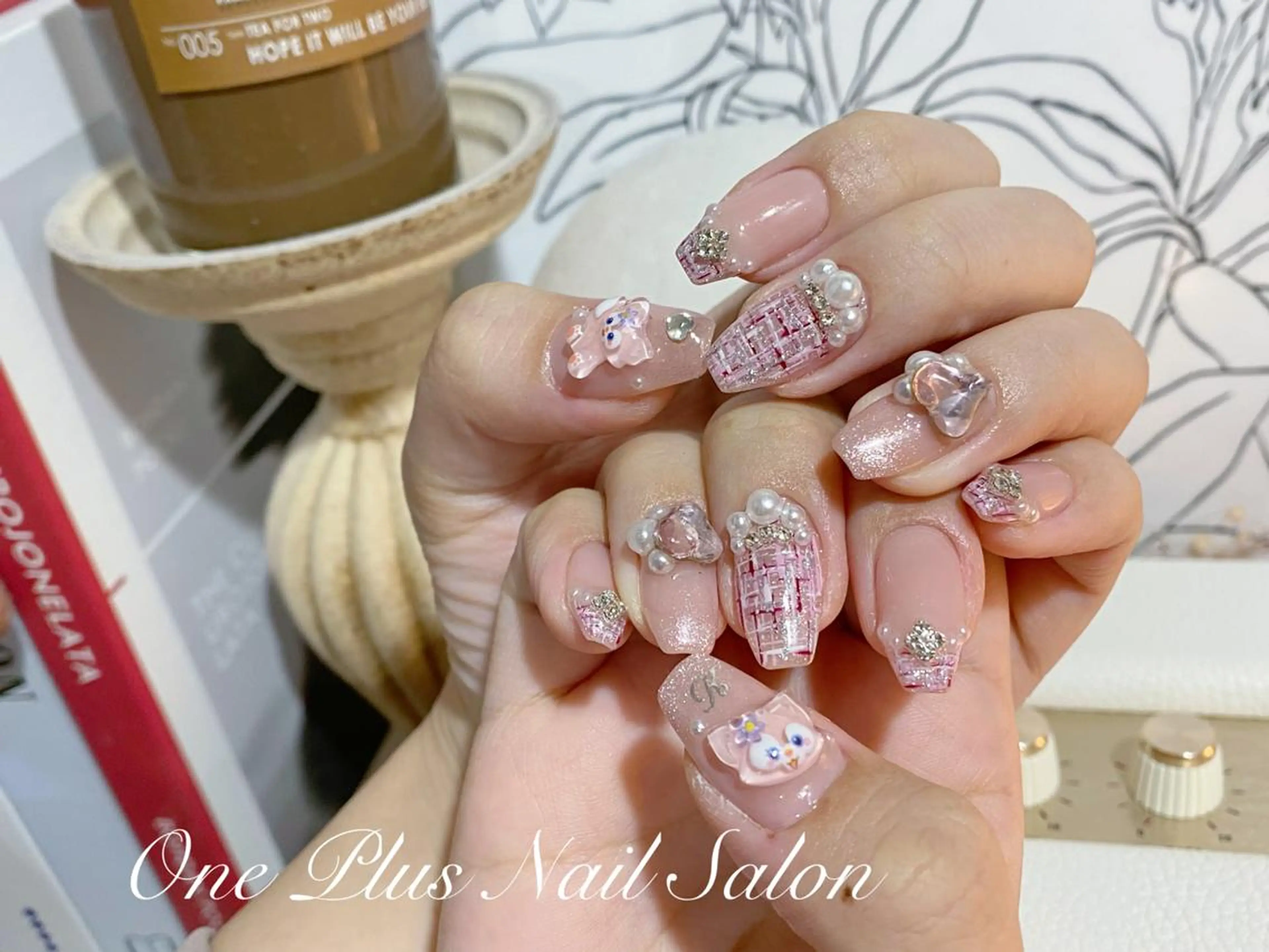 ネイル ハンドネイル One plus あやのネイルデザイン