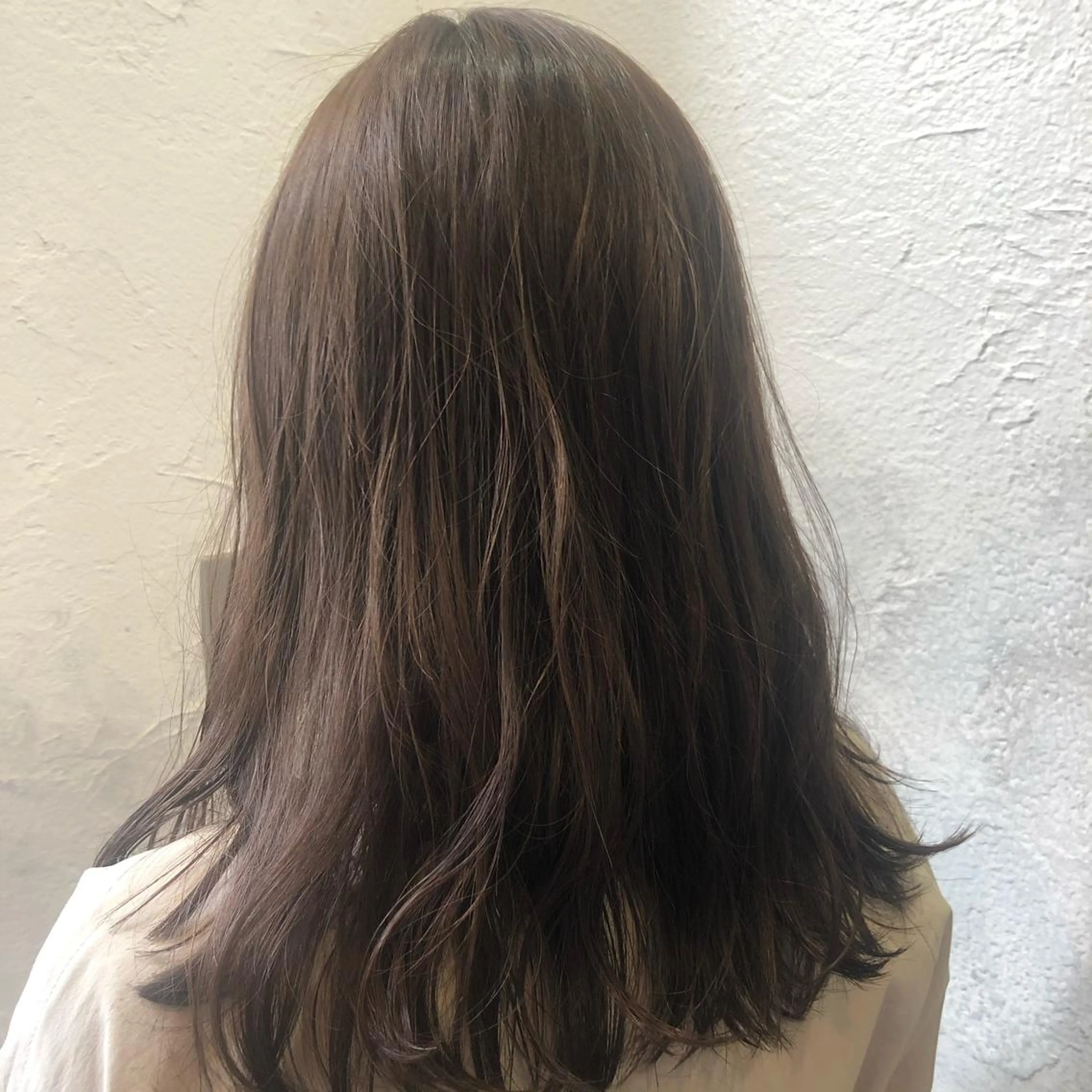 ミディアム カラー ヘアカラー Bei Licoldo.Atole  ベイリコルド アトリ所属・ブリーチ、縮毛 髪質改善　宮城一真のヘアスタイル