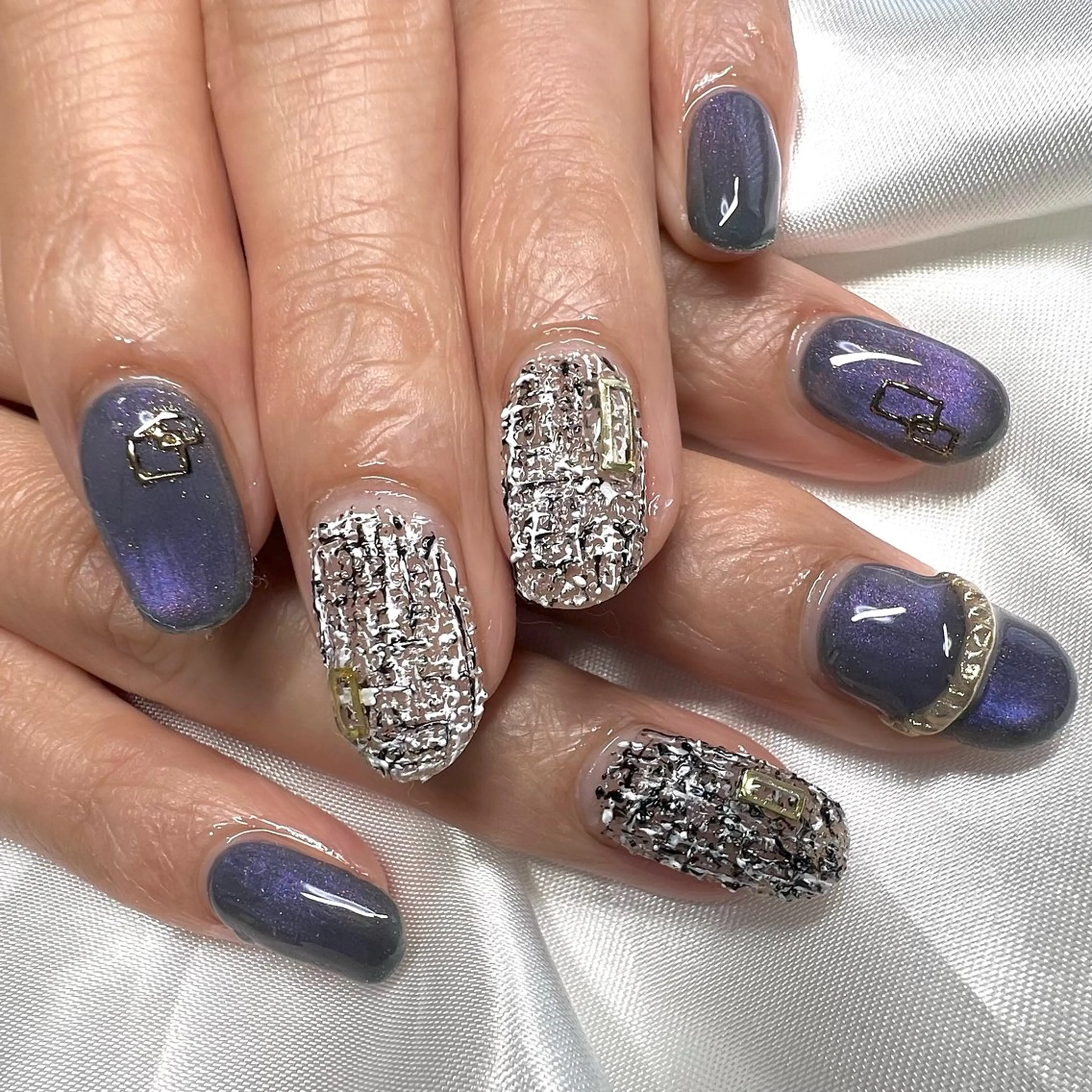 秋の🍂ツイードネイルの写真