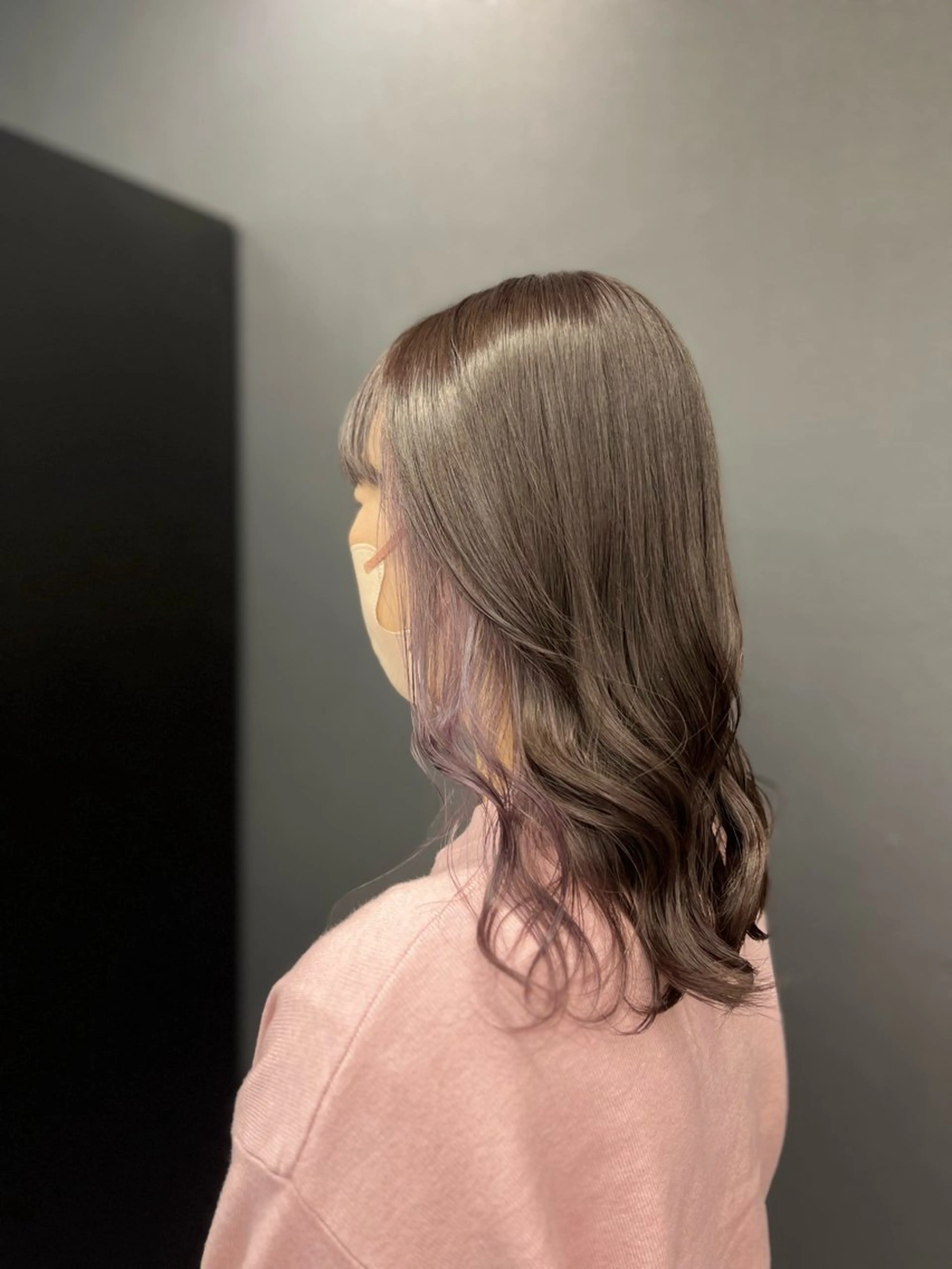 セミロング カラー ブリーチ ラベンダーカラー ヘアカラー white.梅田所属・White梅田  ／ COCOのヘアスタイル