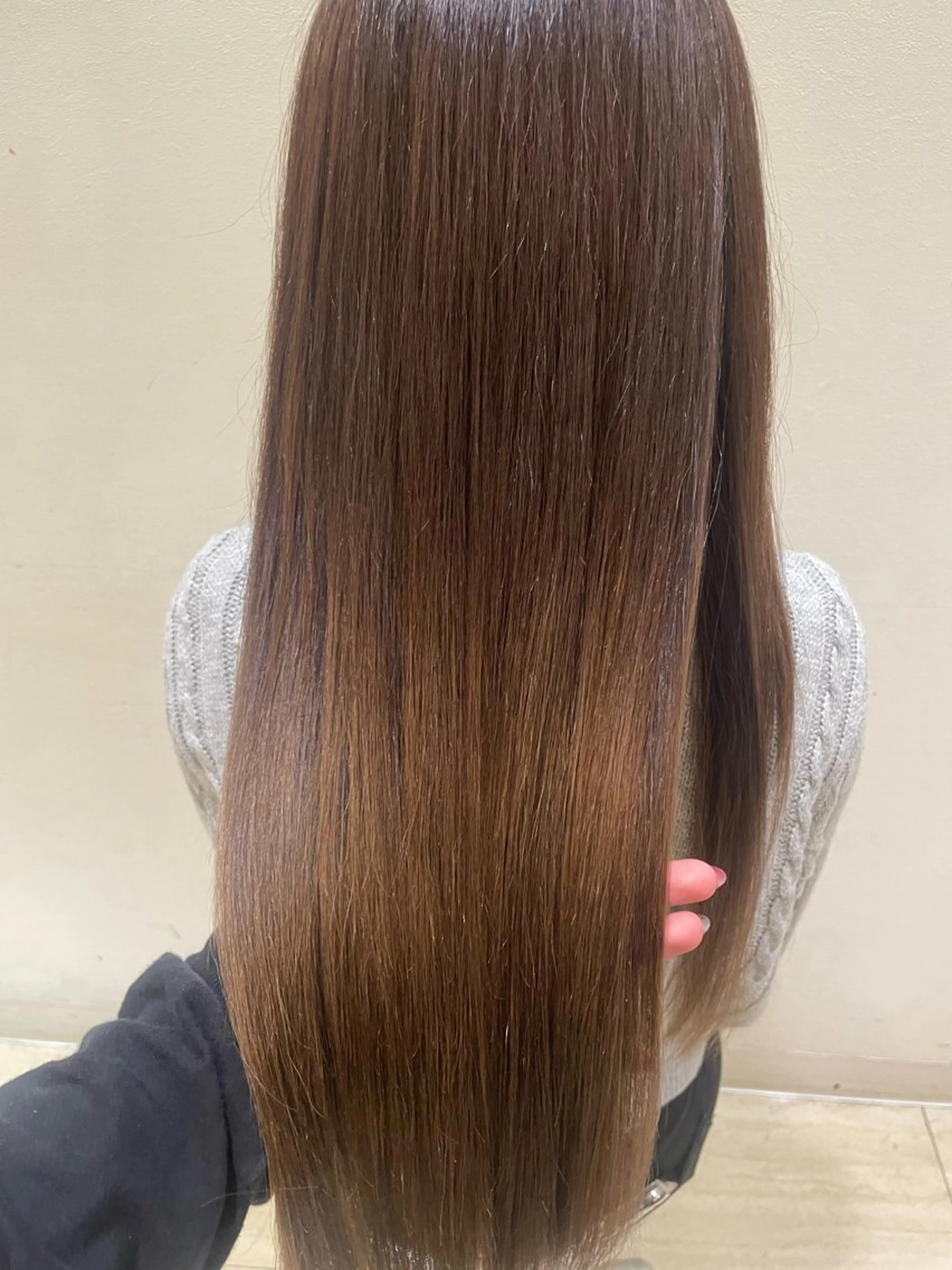 ロング カラー 川井田 志津子のエステ・リラクイメージ