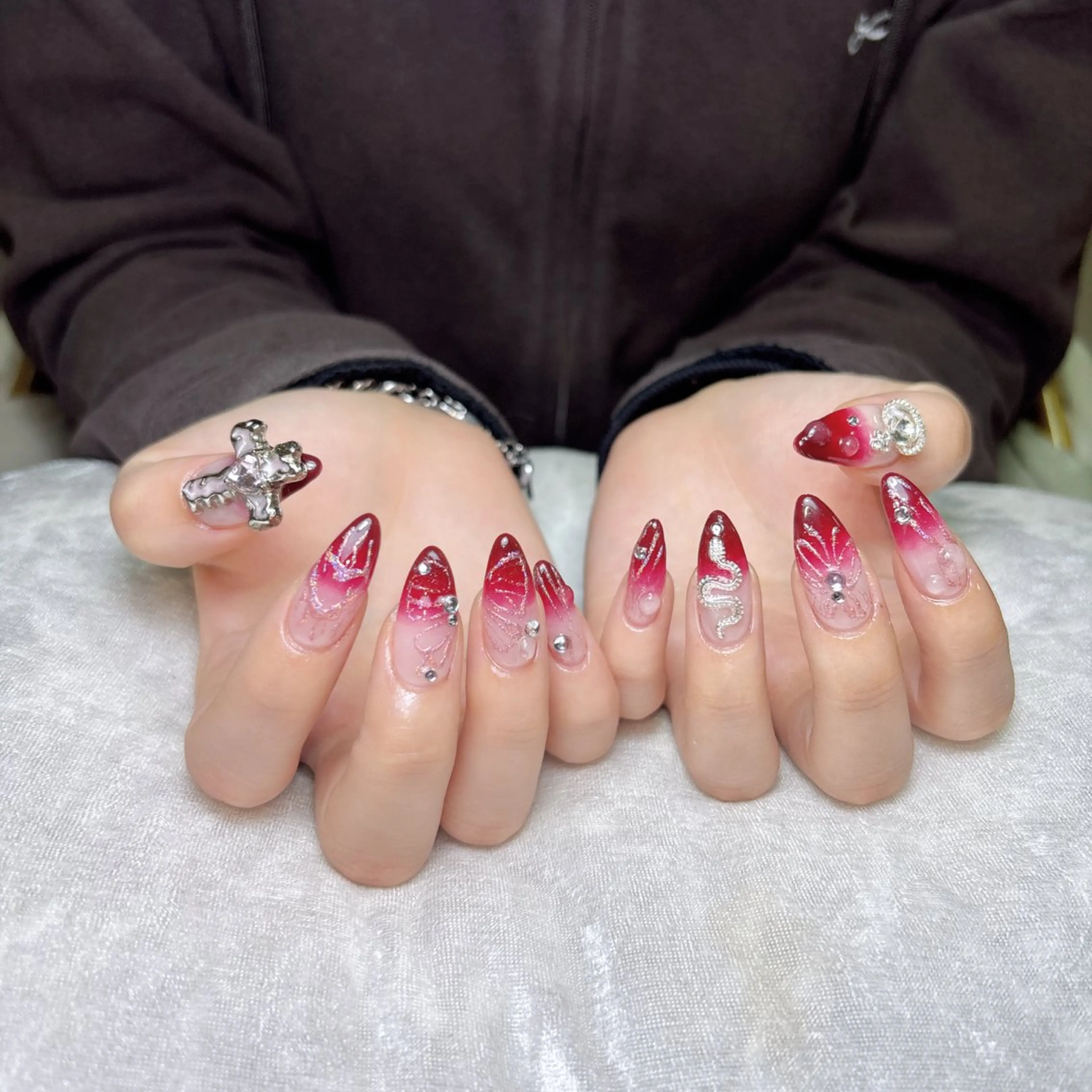 ネイル Airis所属・Airis aiのネイルデザイン