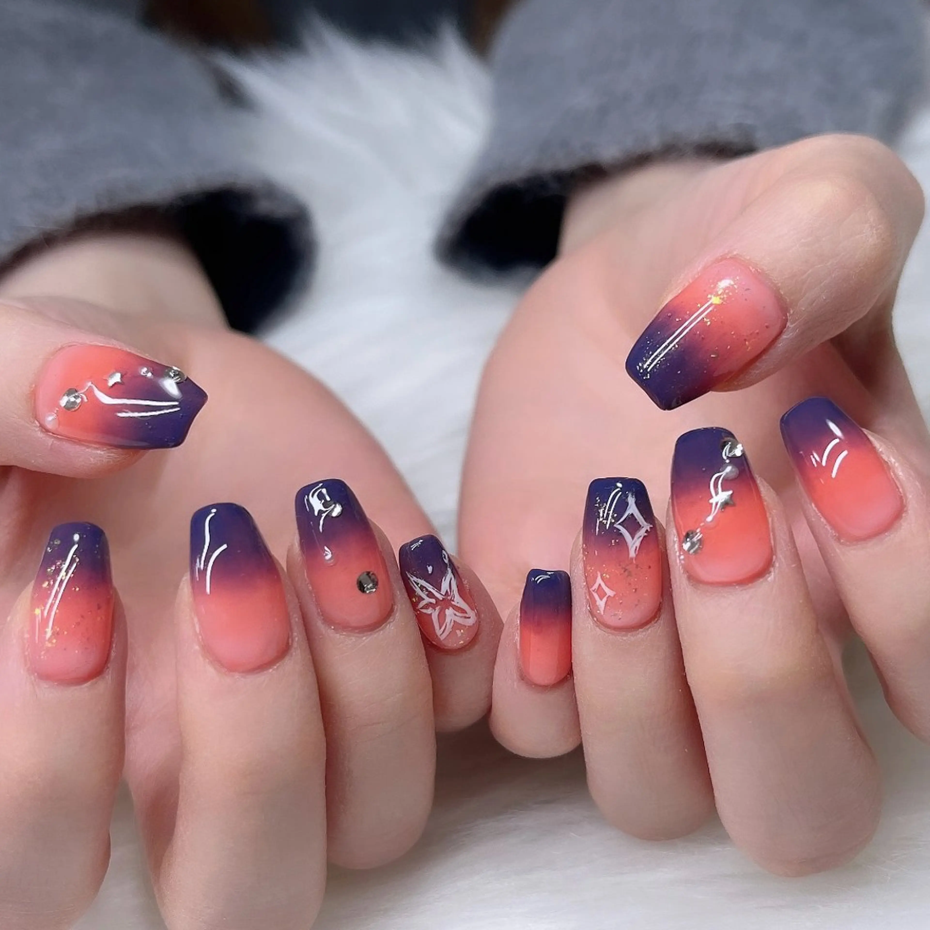 ネイル アートネイル キラキラネイル 韓国ネイル ラメ(グリッター) ロングネイル ハンドネイル 🐕‍🦺Yappy 💗A-tanのネイルデザイン