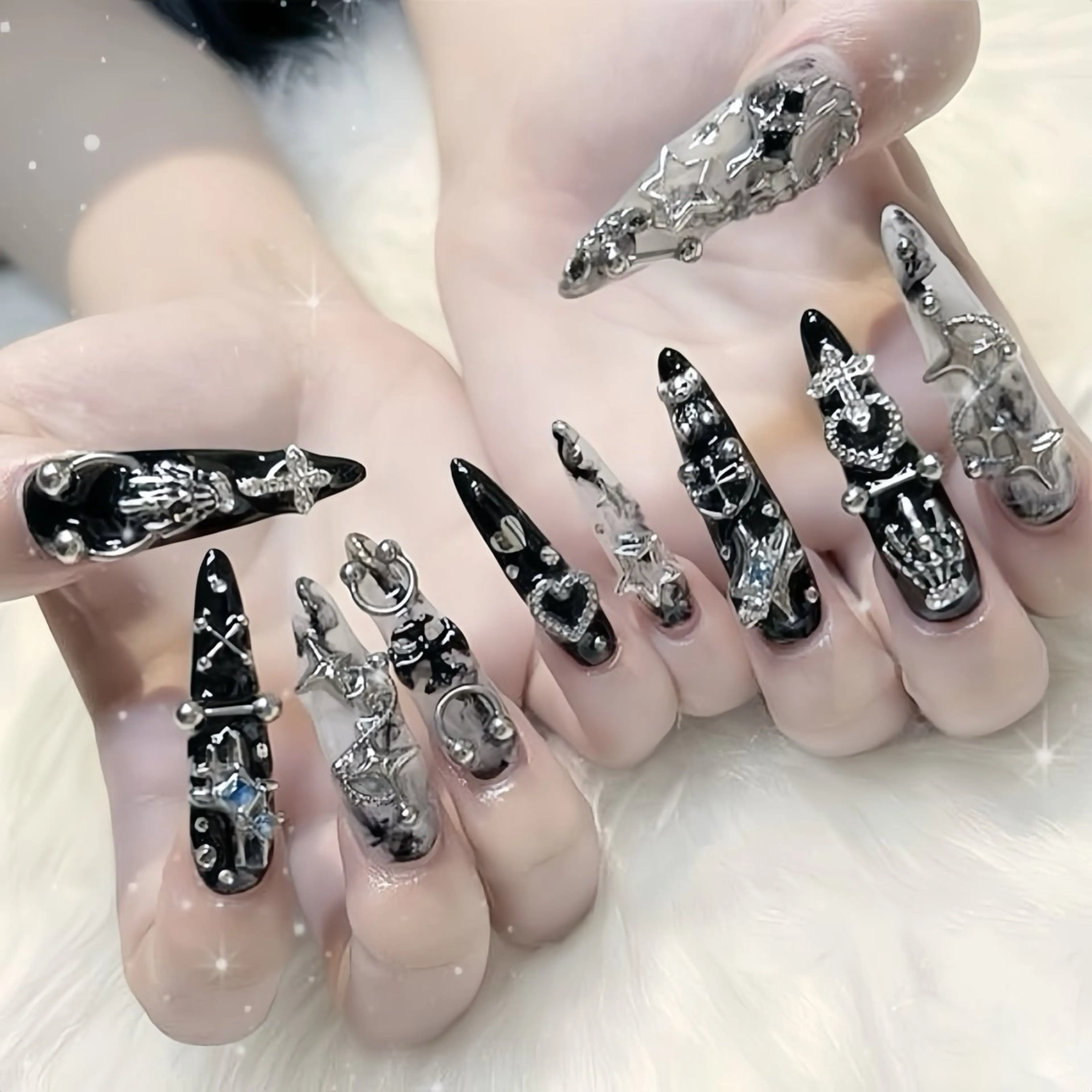 ロング 韓国風ヘア Rin Nail 新大久保店のネイルデザイン