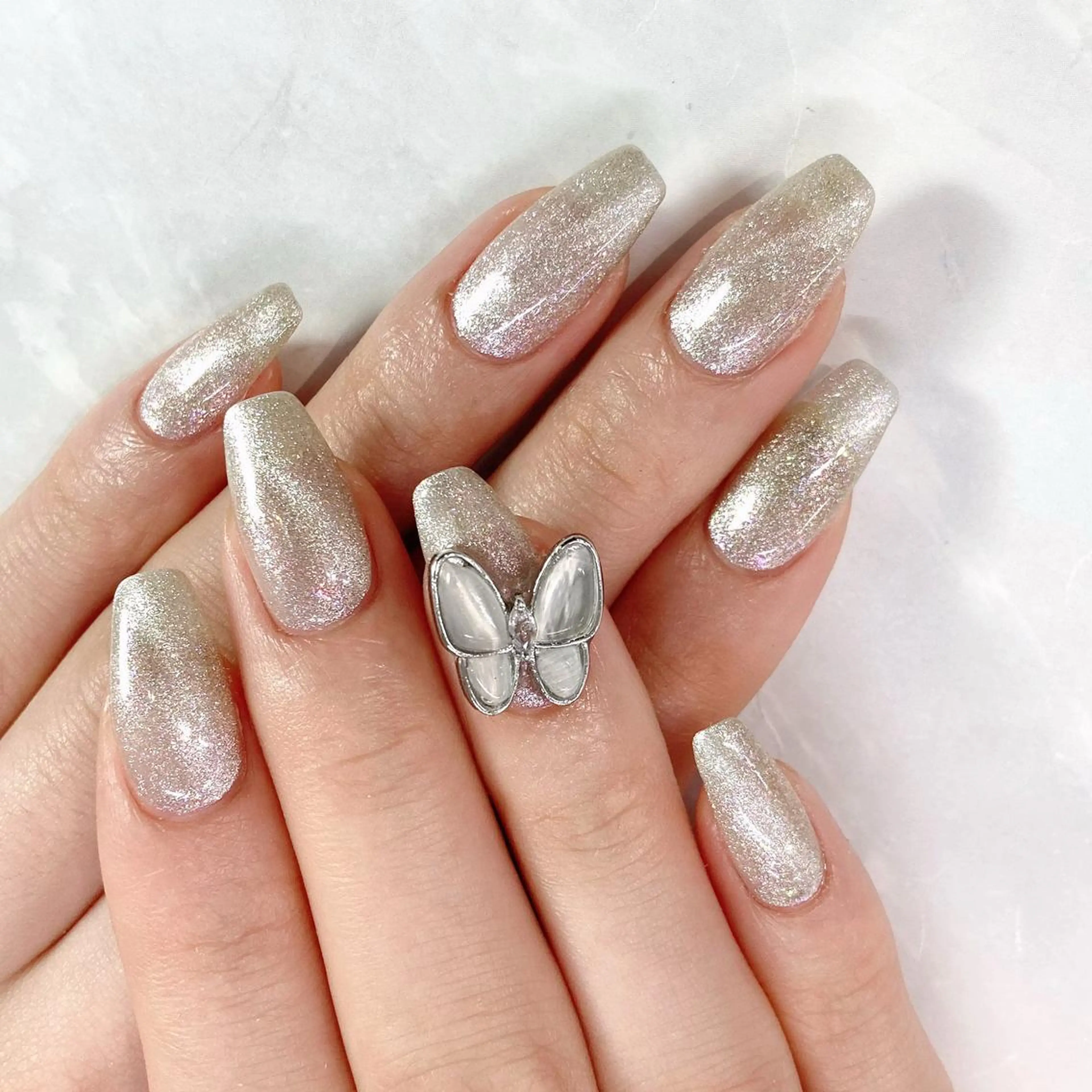 ネイル KODA308 Saoriのネイルデザイン