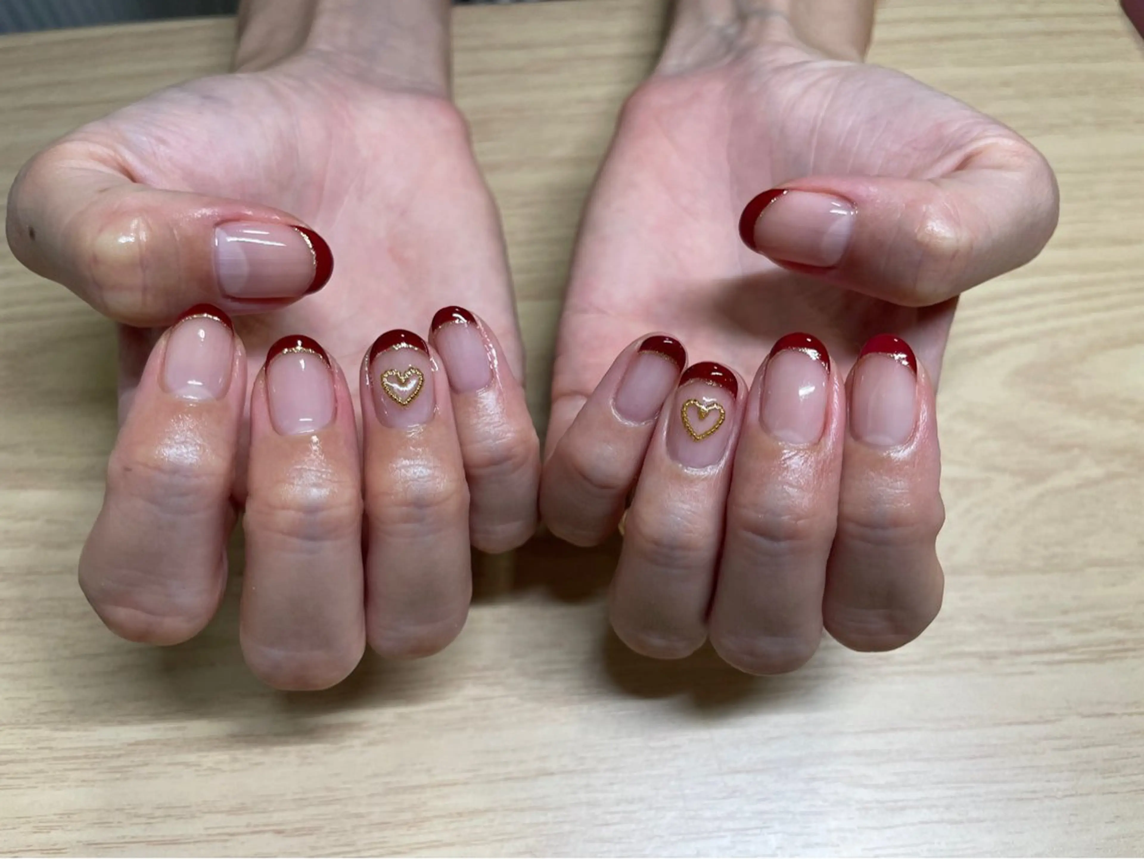 【オフ込】フレンチネイル(ベースクリア)の写真