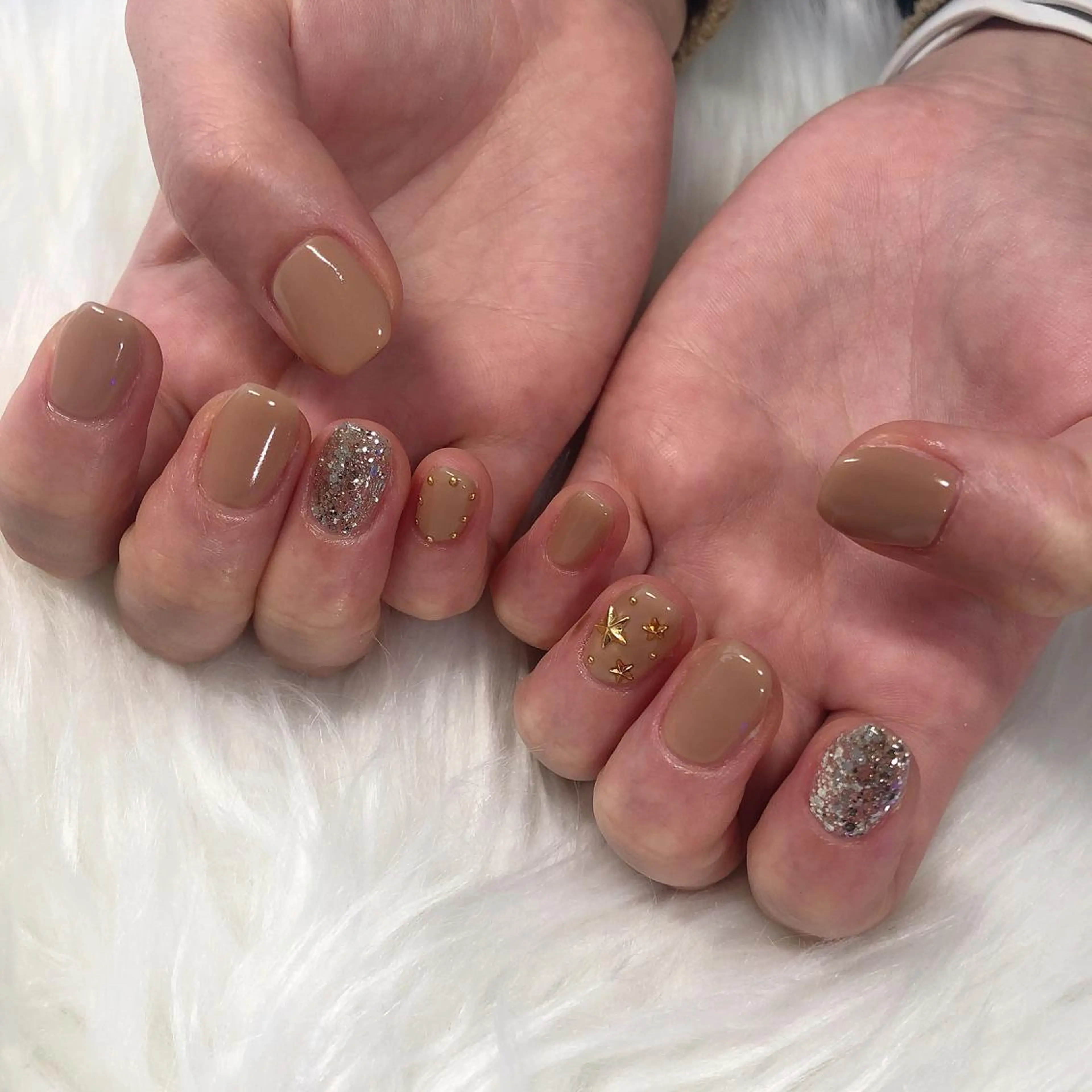 ネイル ハンドネイル 西岡 杏のネイルデザイン