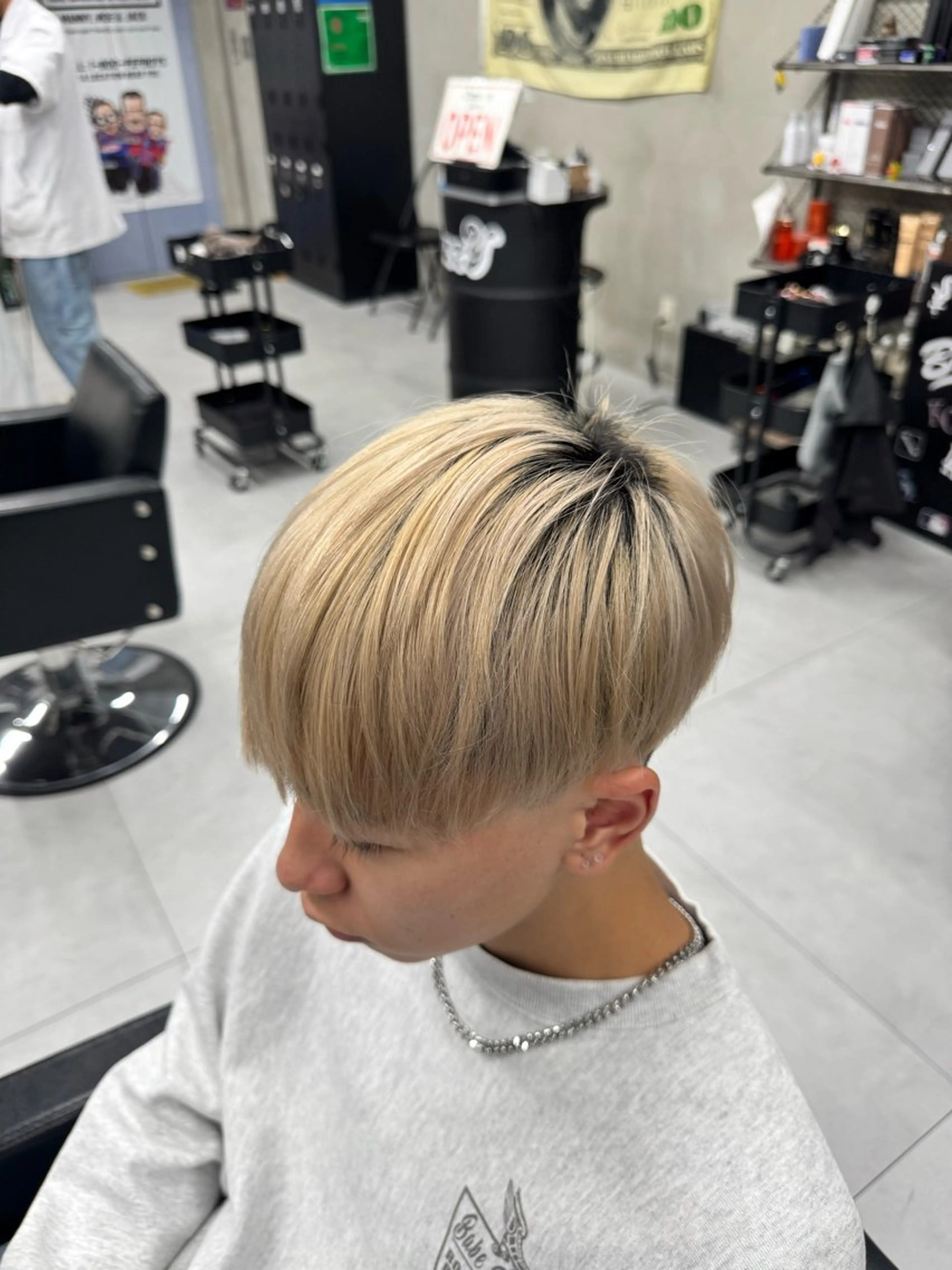 ミディアム メンズ マッシュ Buzzy 大畠　慎三郎のヘアスタイル