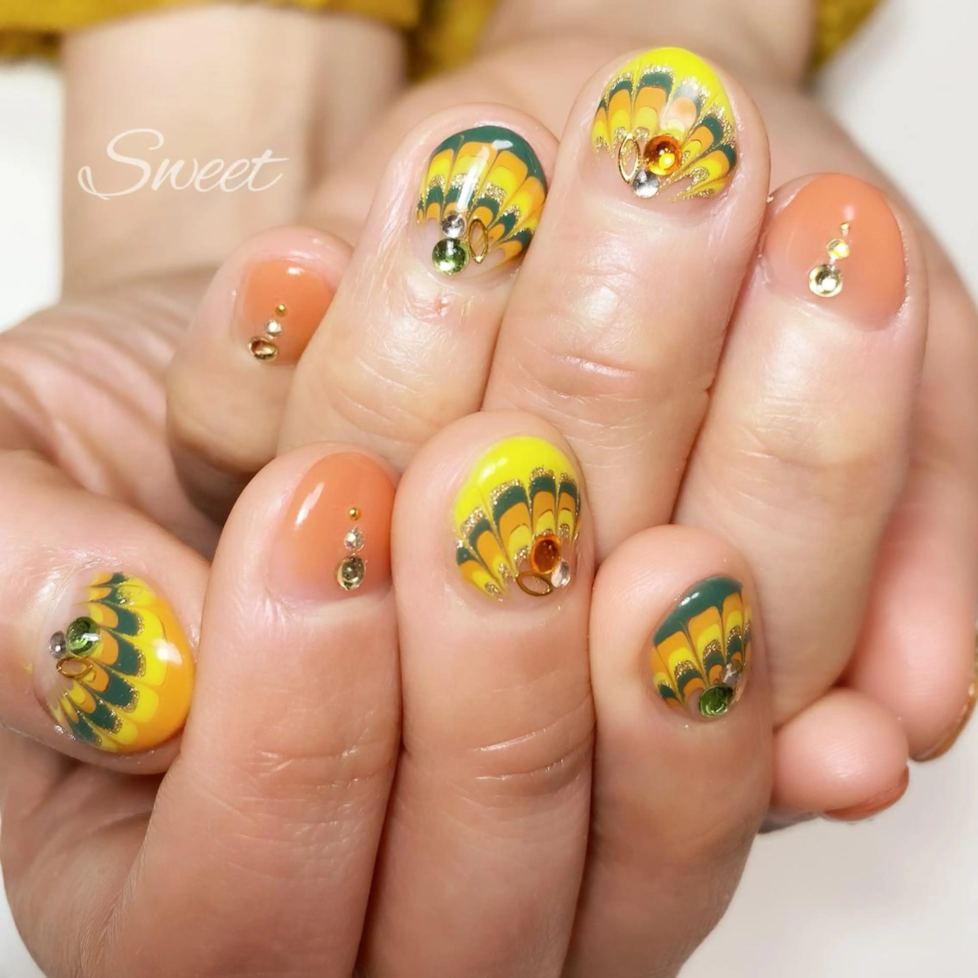 ネイル sweet 仲野陽子のネイルデザイン